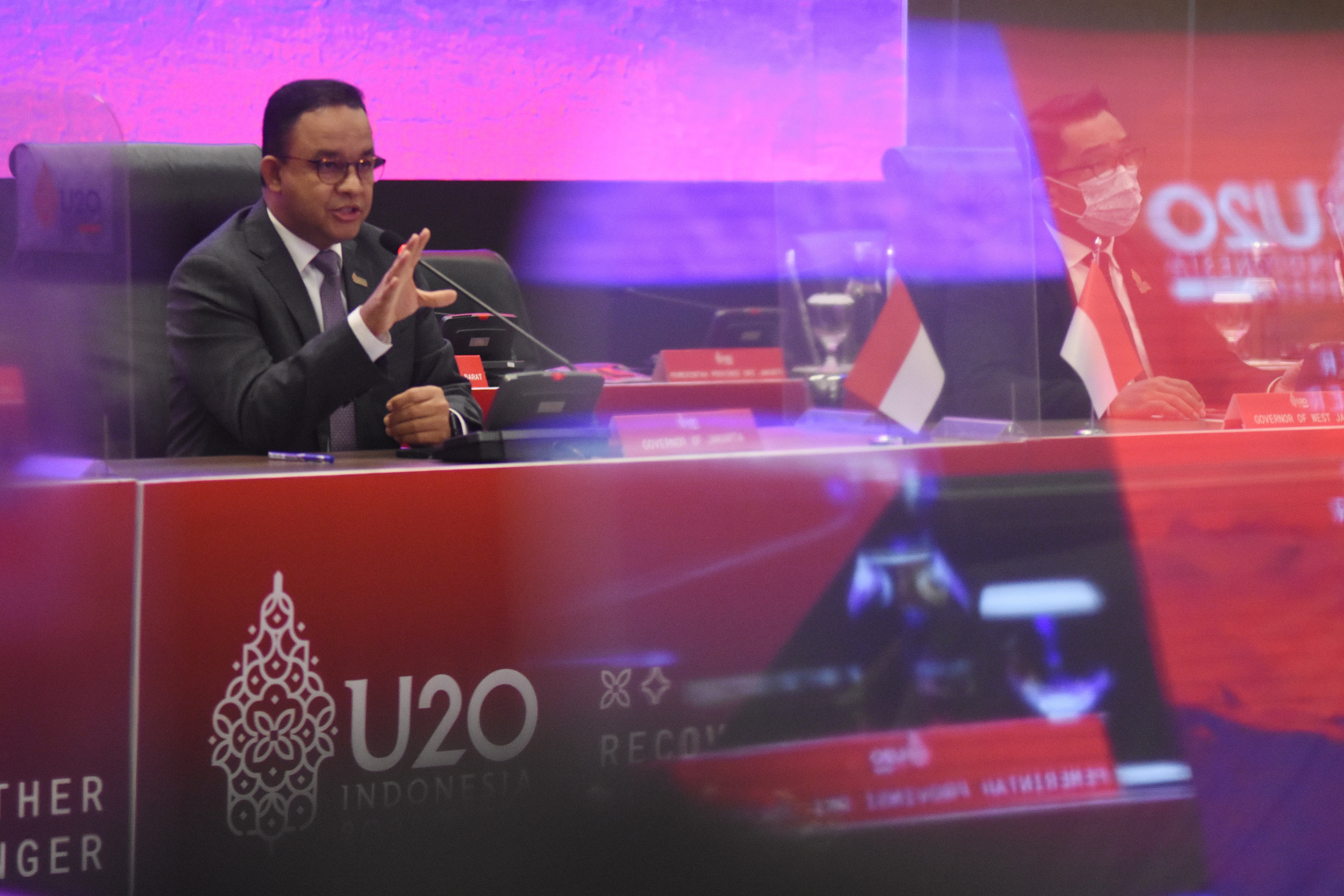 Gubernur DKI Jakarta Anies Baswedan saat menyampaikan paparan di Urban20 Sherpa Meeting.