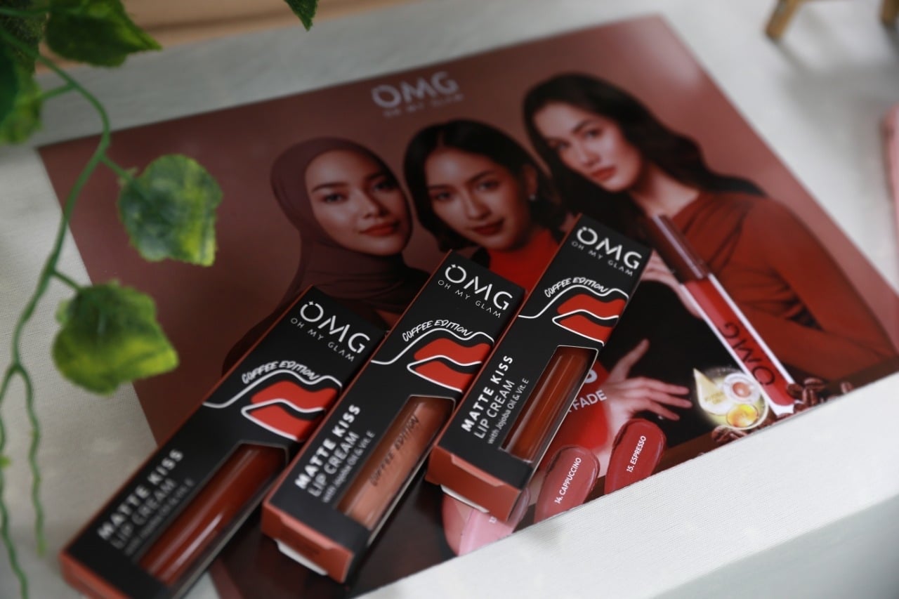 Rayakan HUT Perdana, OMG Luncurkan Seri Makeup Khusus bertema Kopi 