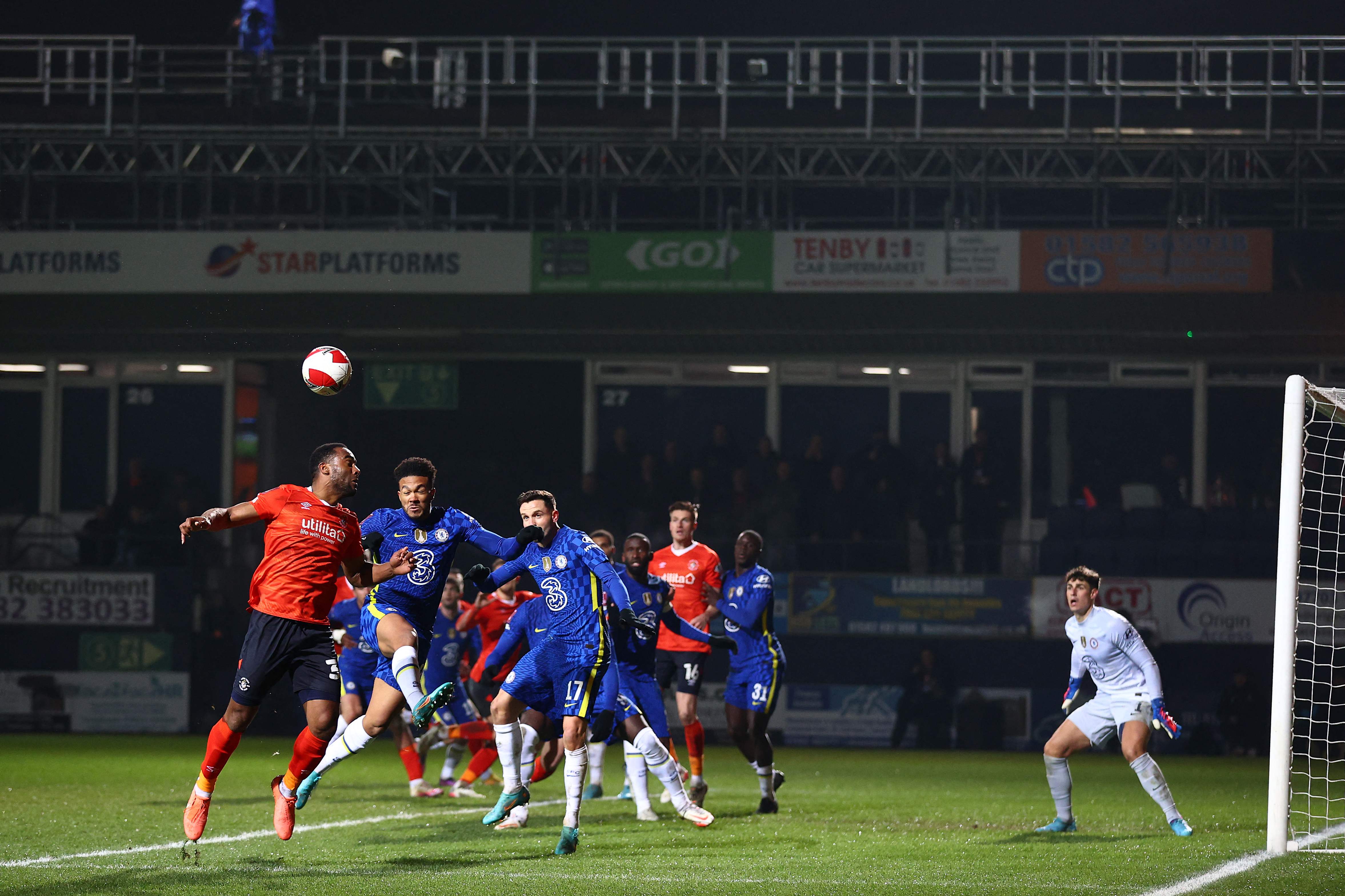 Laga Piala FA antara Luton dan Chelsea