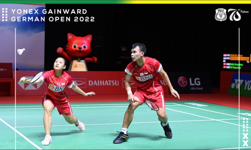 Ganda campuran Indonesia Rinov Rinaldy dan Pitha Haningtyas Mentari