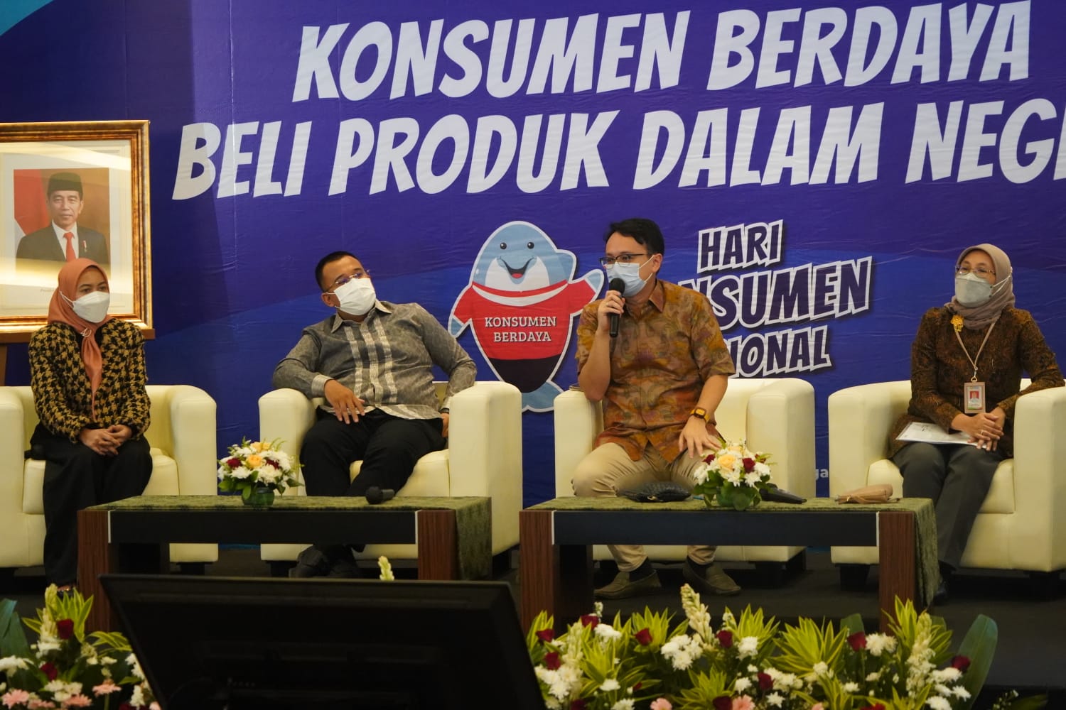  Temu wicara Hari Konsumen Nasional (Harkonas) 2022 dengan tema “Konsumen Berdaya Beli Produk Dalam Negeri”  di Kantor Kemendag. 