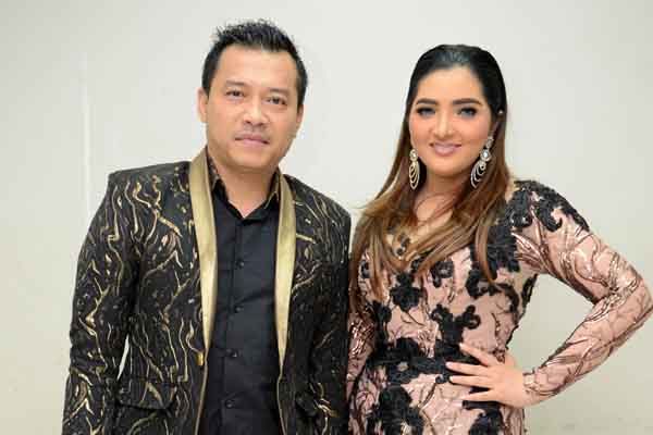 Pasangan penyanyi Anang Hermansyah dan Ashanty.