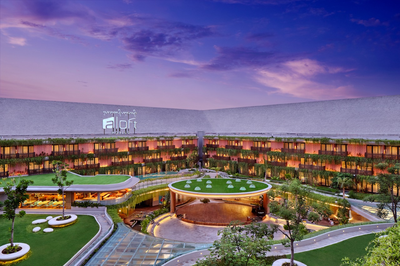 Foto udara Aloft Hotel Bali Kuta 