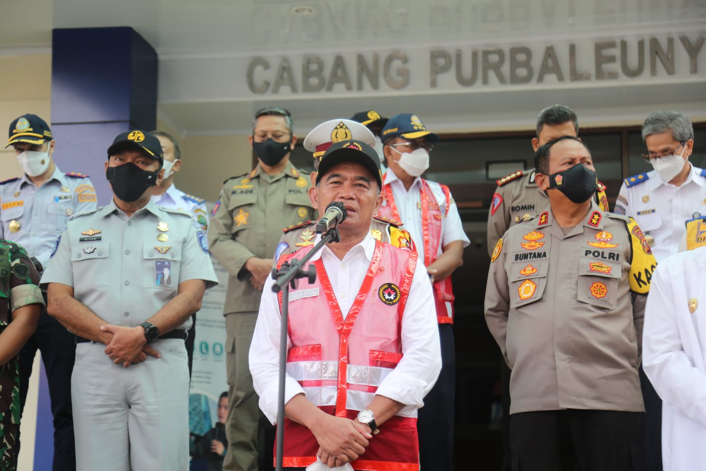 MENTERI Koordinator Bidang Pembangunan Manusia dan Kebudayaan Muhadjir Effendy