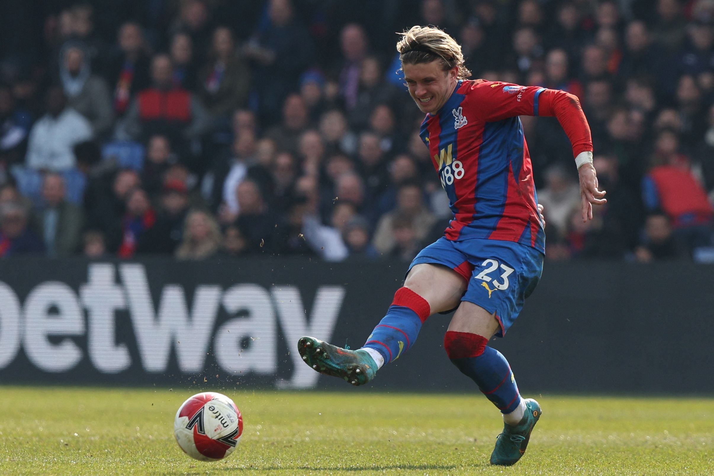 Gelandang Crystl Palace Conor Gallagher