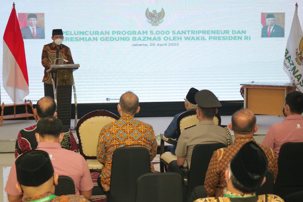 Acara peluncuran program '5.000 Santripreneur'.