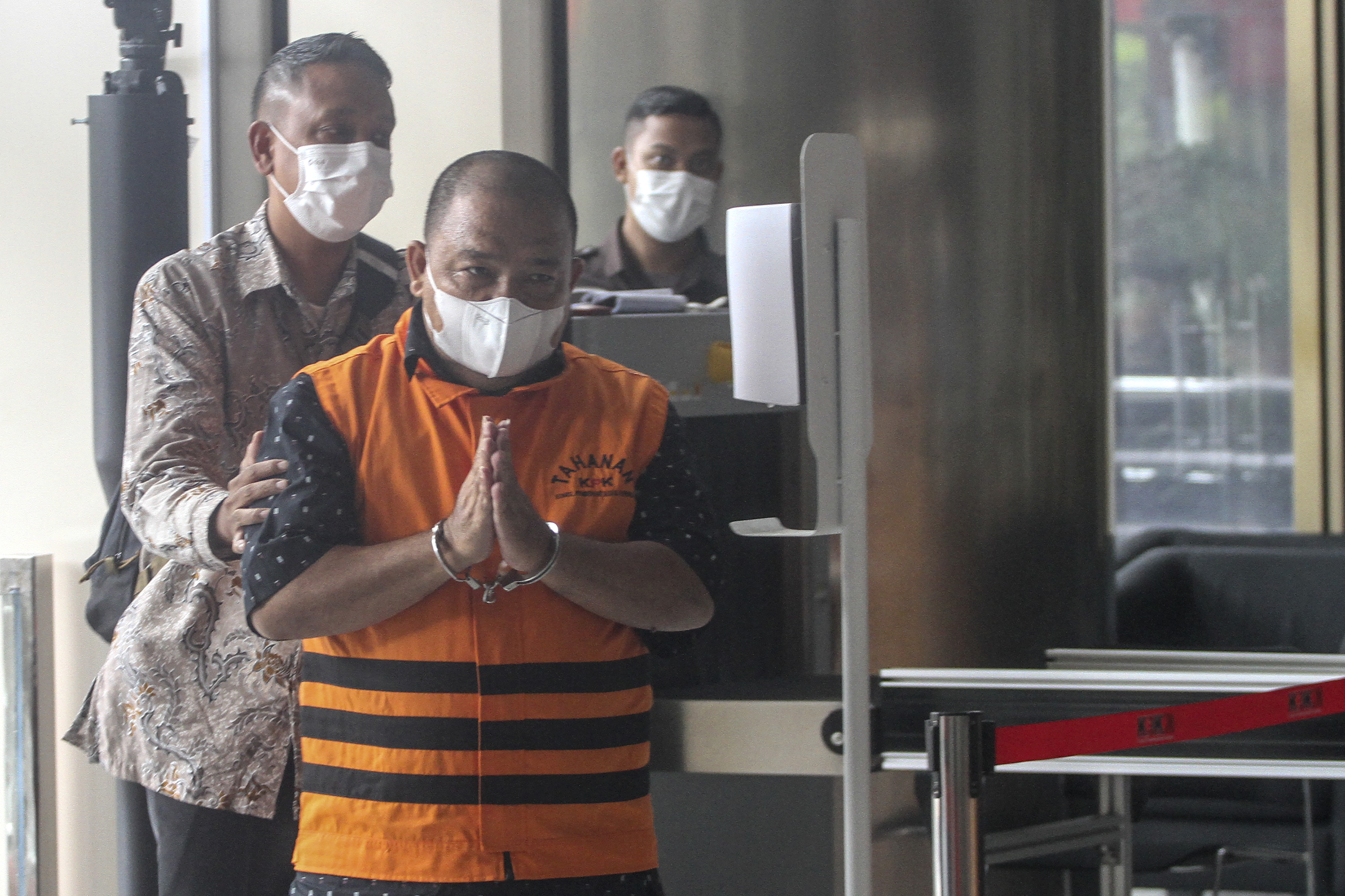 Tersangka Bupati Langkat nonaktif Terbit Rencana Perangin angin.