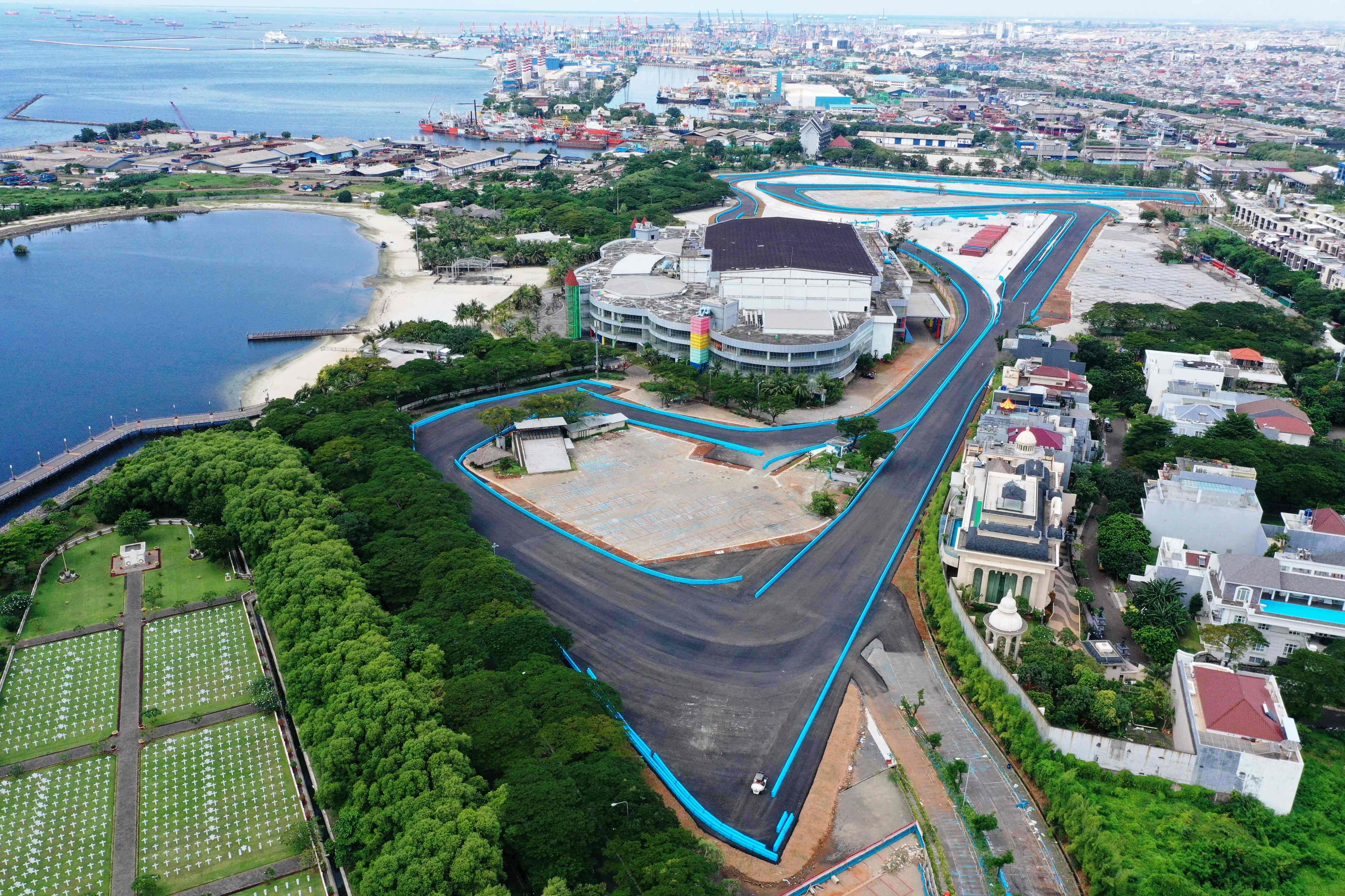 Sirkuit Formula E di kawasan Ancol.
