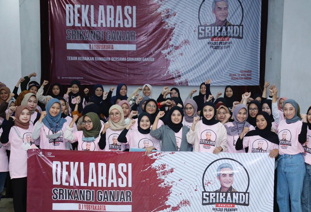 Gubernur Jawa Tengah, Ganjar Pranowo kembali mendapat dukungan untuk menjadi Presiden RI di 2024, kali ini dari Srikandi DIY.