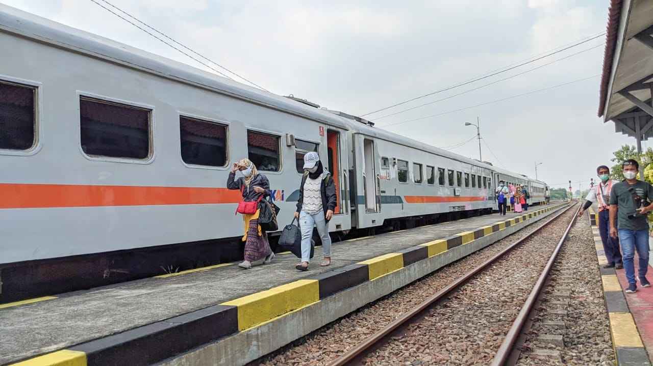 Stasiun Pagaden, Subang, Jawa Barat. 
