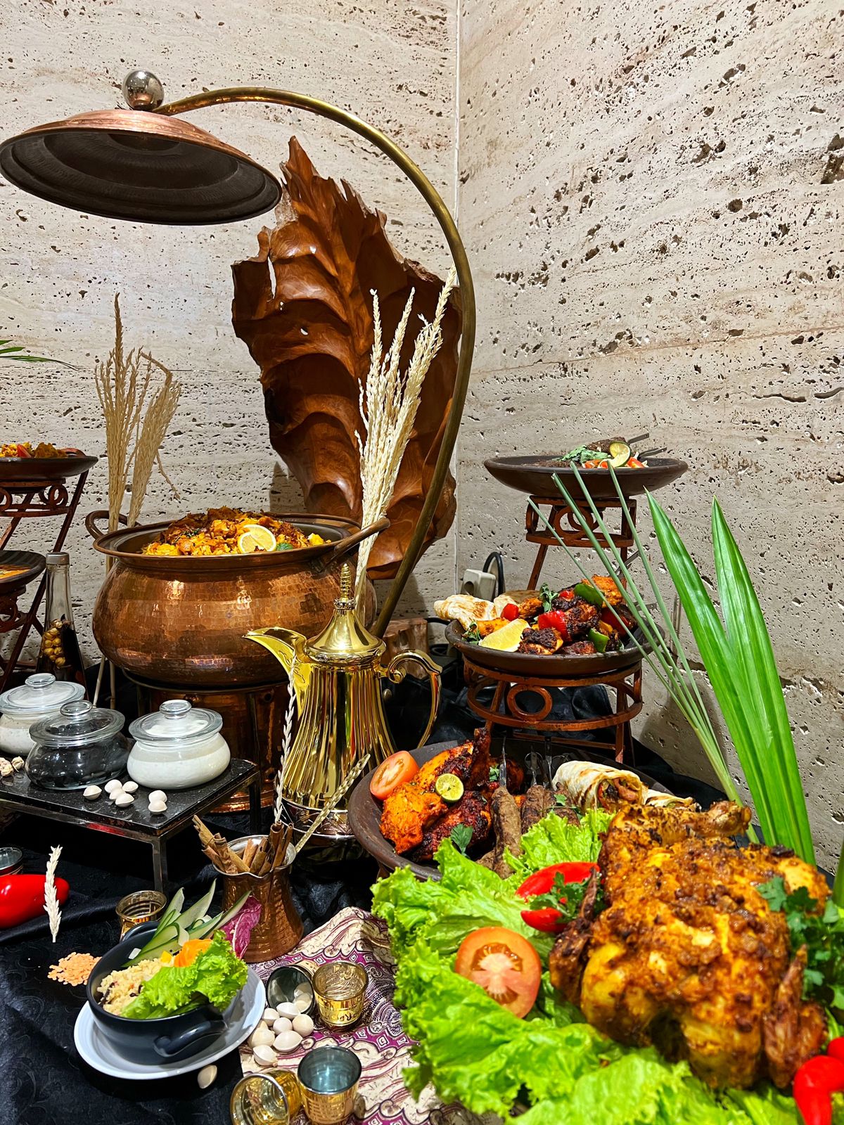 Grand Mercure Jakarta Harmoni juga memperkenalkan menu berbuka puasa yang beragam dan menikmati cita rasa Indonesia.  