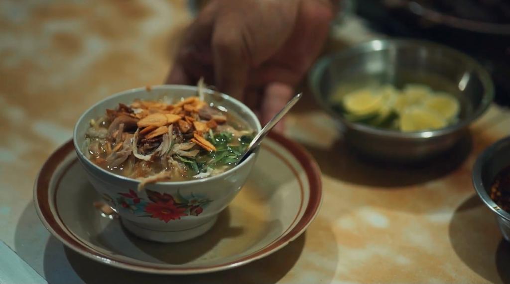 Ngabuburit Sambil Mengulik Kuliner Legendaris Kuy!