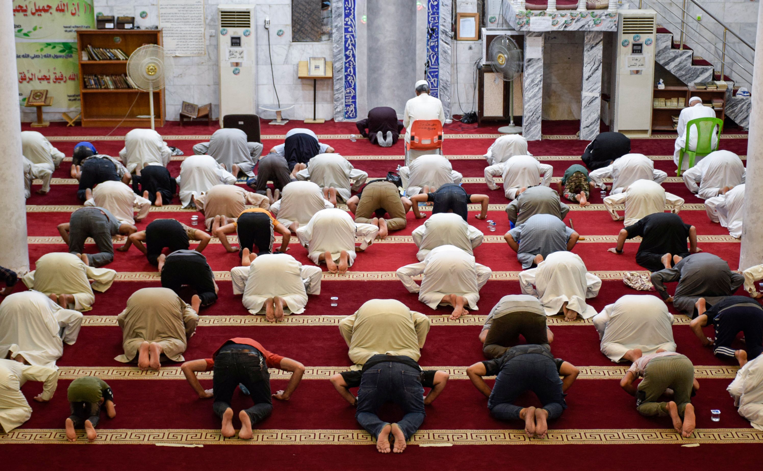 Ilustrasi shalat tarawih