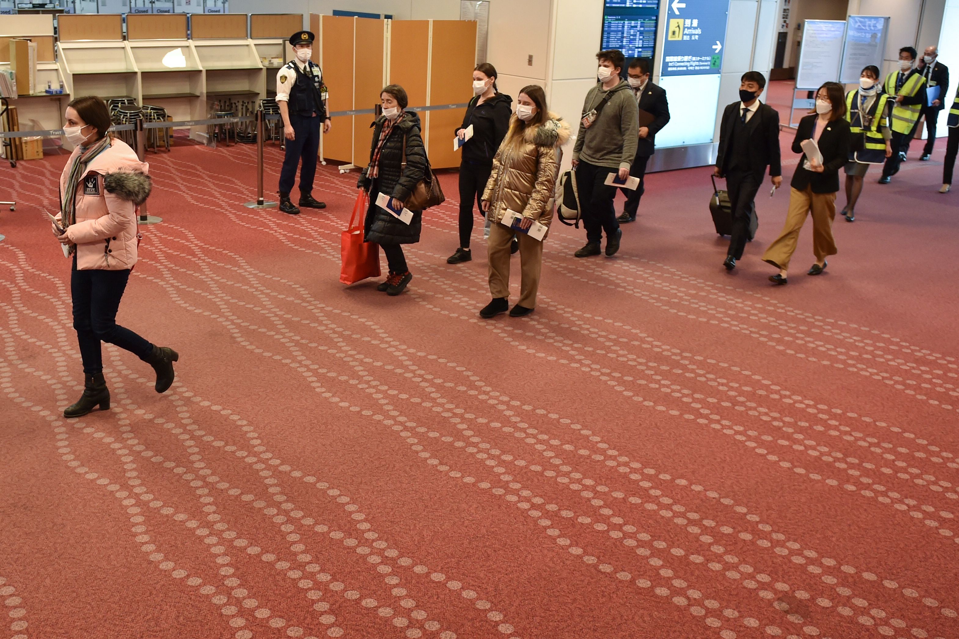 Warga Ukraina tiba di Jepang untuk mengungsi