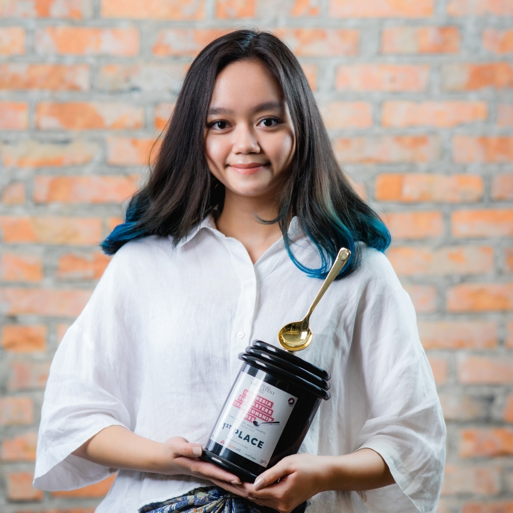 Rebecca Lonika menyabet juara pertama pada kompetisi Indonesia Cup Tasters Championship (ICTC) 2022.