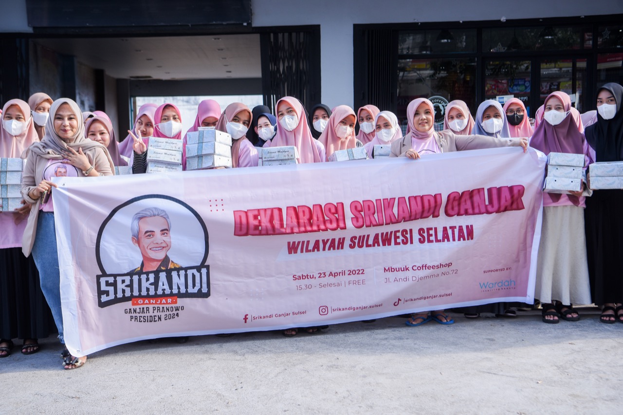 Srikandi Ganjar Sulawesi Selatan (Sulsel) mendeklarasikan dukungan terhadap Gubernur Jawa Tengah, Ganjar Pranowo untuk menjadi presiden RI d