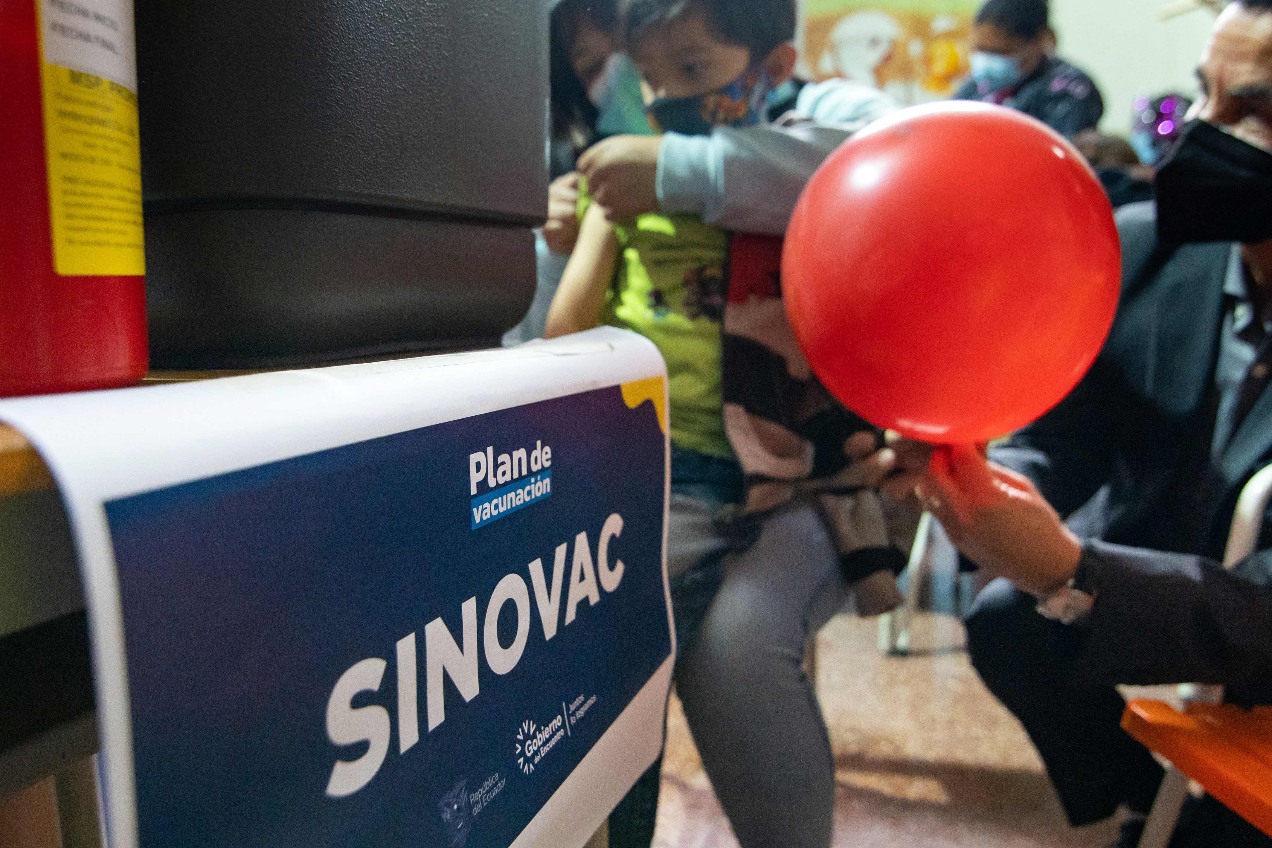 Ilustrasi vaksin Sinovac