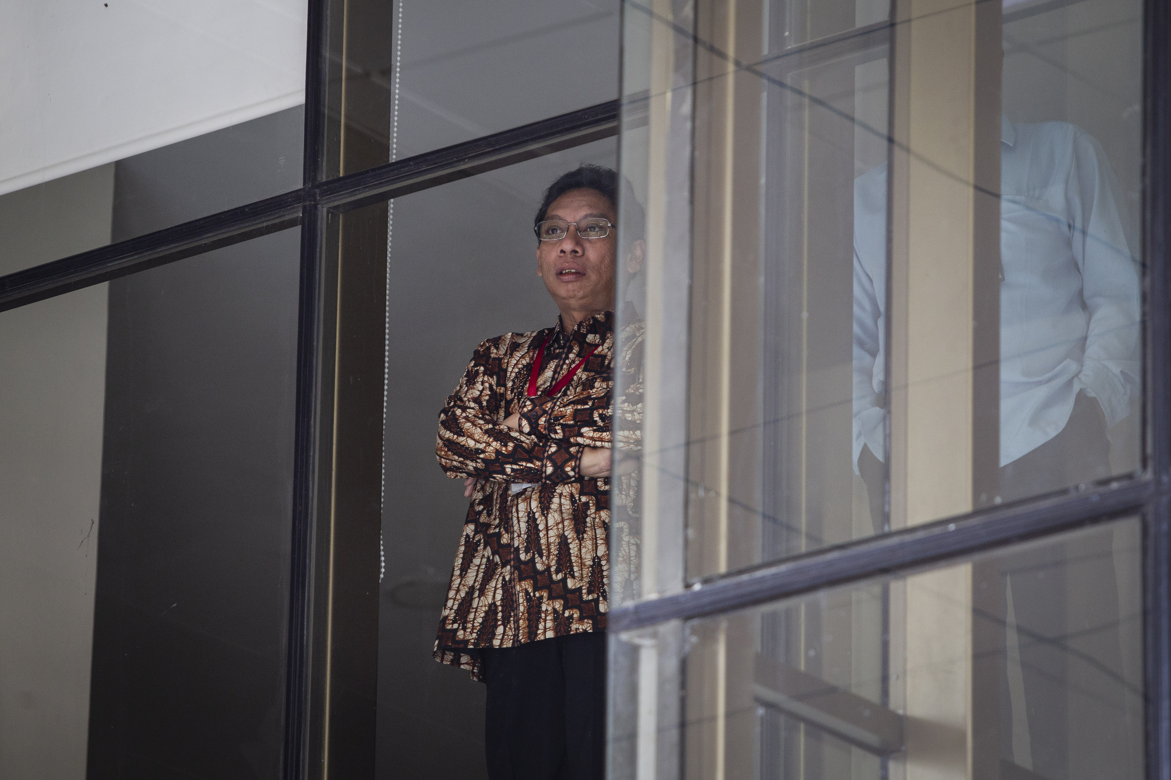 Dirjen Perdagangan Luar Negeri Kemendag Indrasari Wisnu Wardhana saat menunggu pemeriksaan KPK.