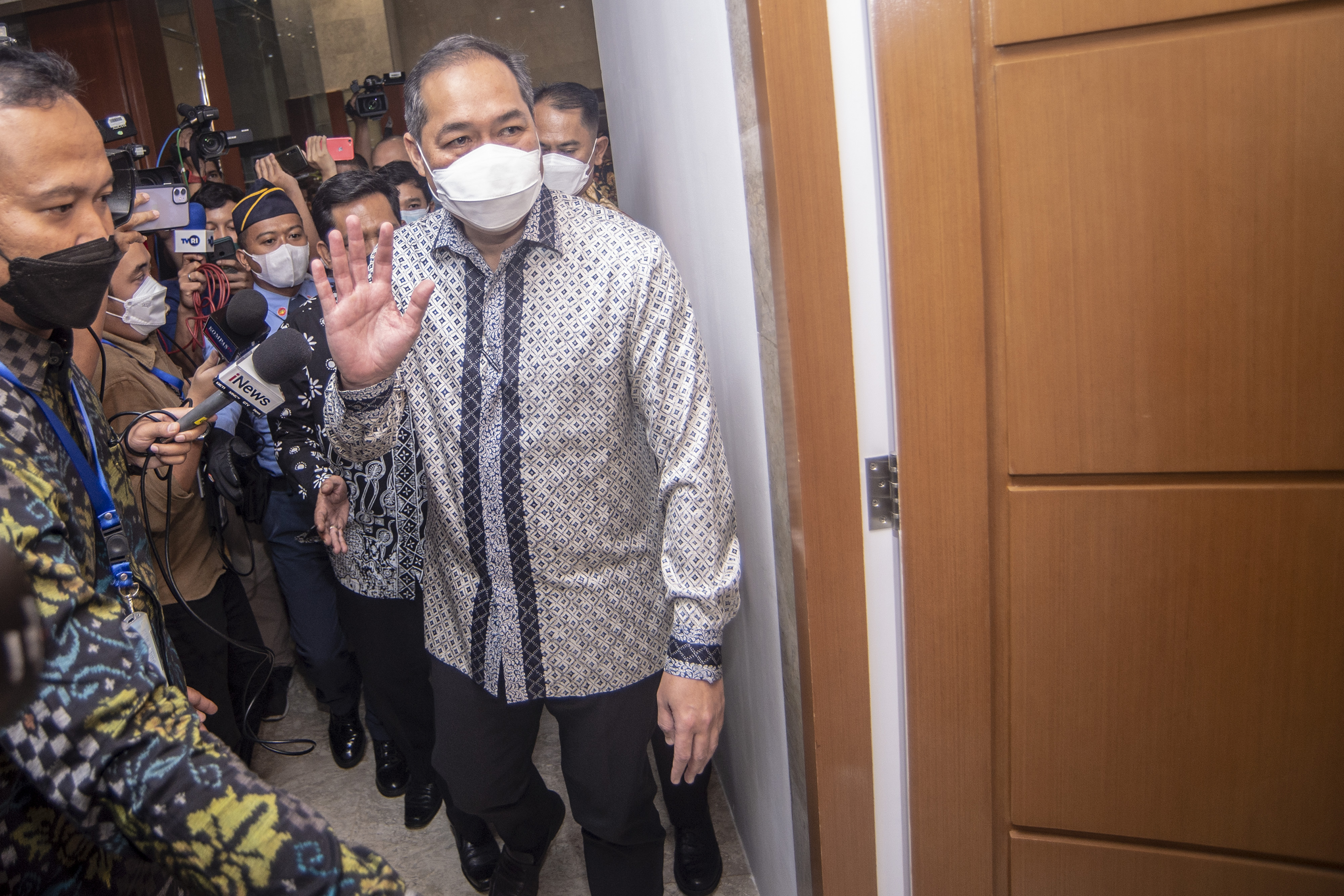 Menteri Perdagangan M Lutfi bersiap mengikuti rapat kerja dengan Komisi VI DPR.