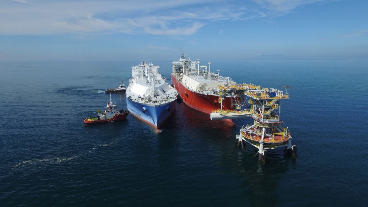 Sebagian besar kapal masih menggunakan bahan bakar yang menghasilkan emisi karbon dan sulfur di atas 0,5%.