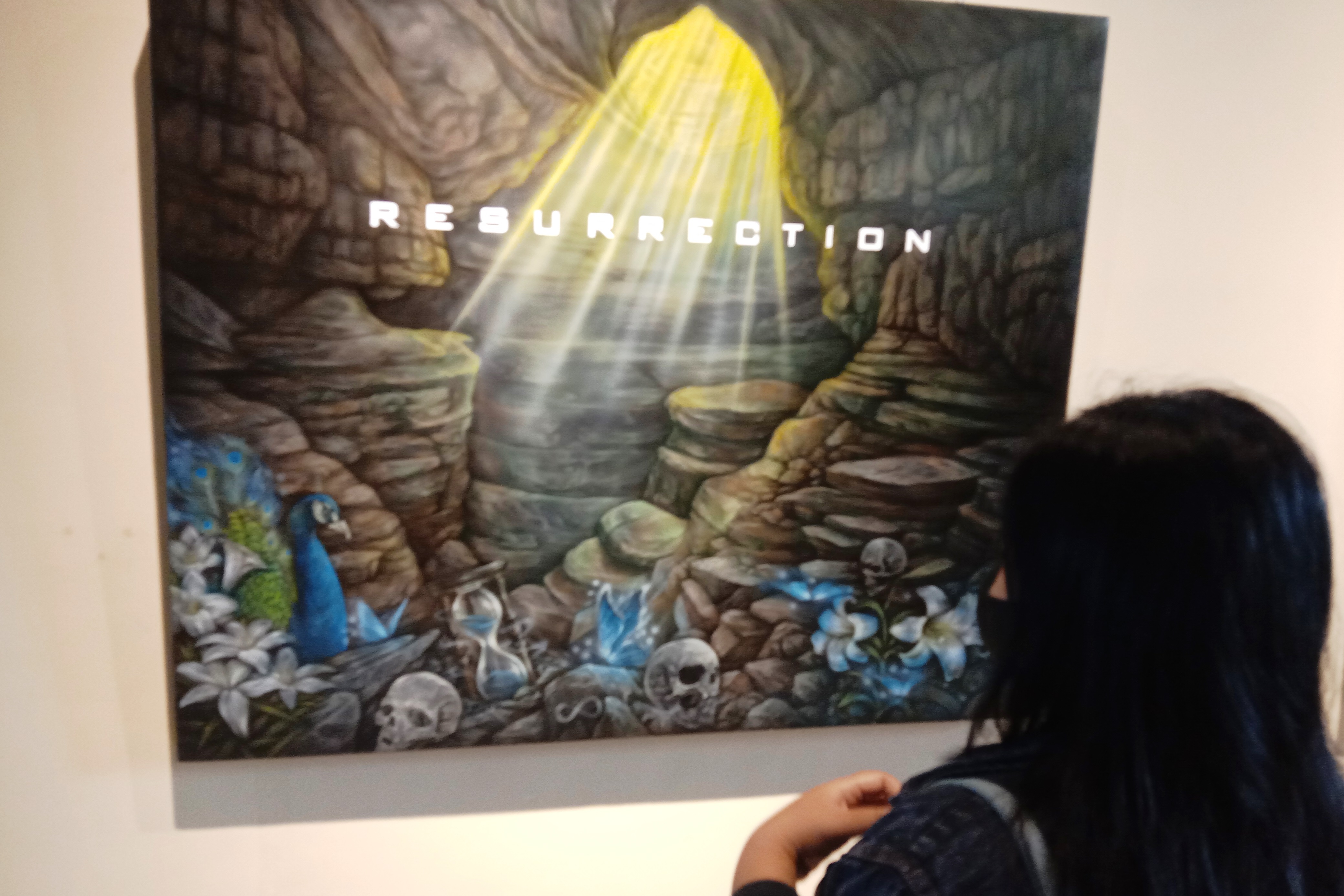  Puluhan karya seni bertemakan 'Resurrection' dipamerkan di Sanur Bali. 