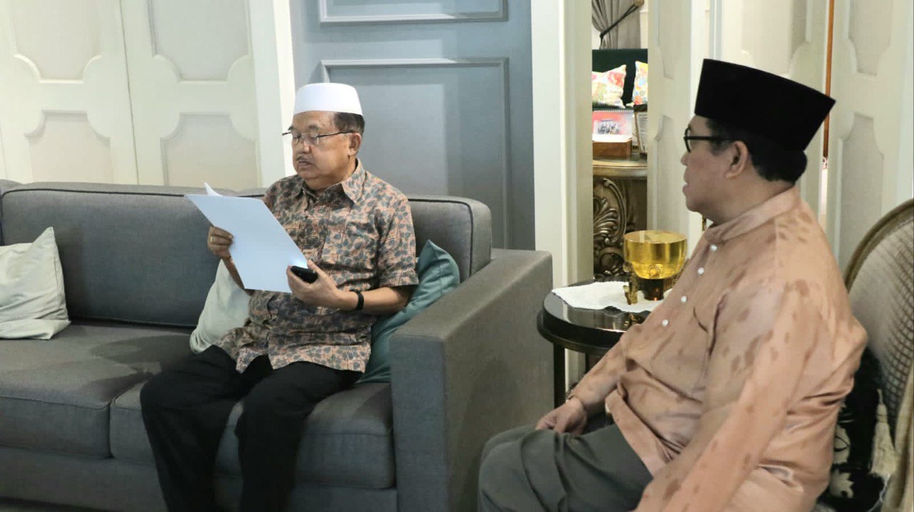 SK pemecatan Arief Rosyid ditandatangani langsung JK dan Sekjen DMI.