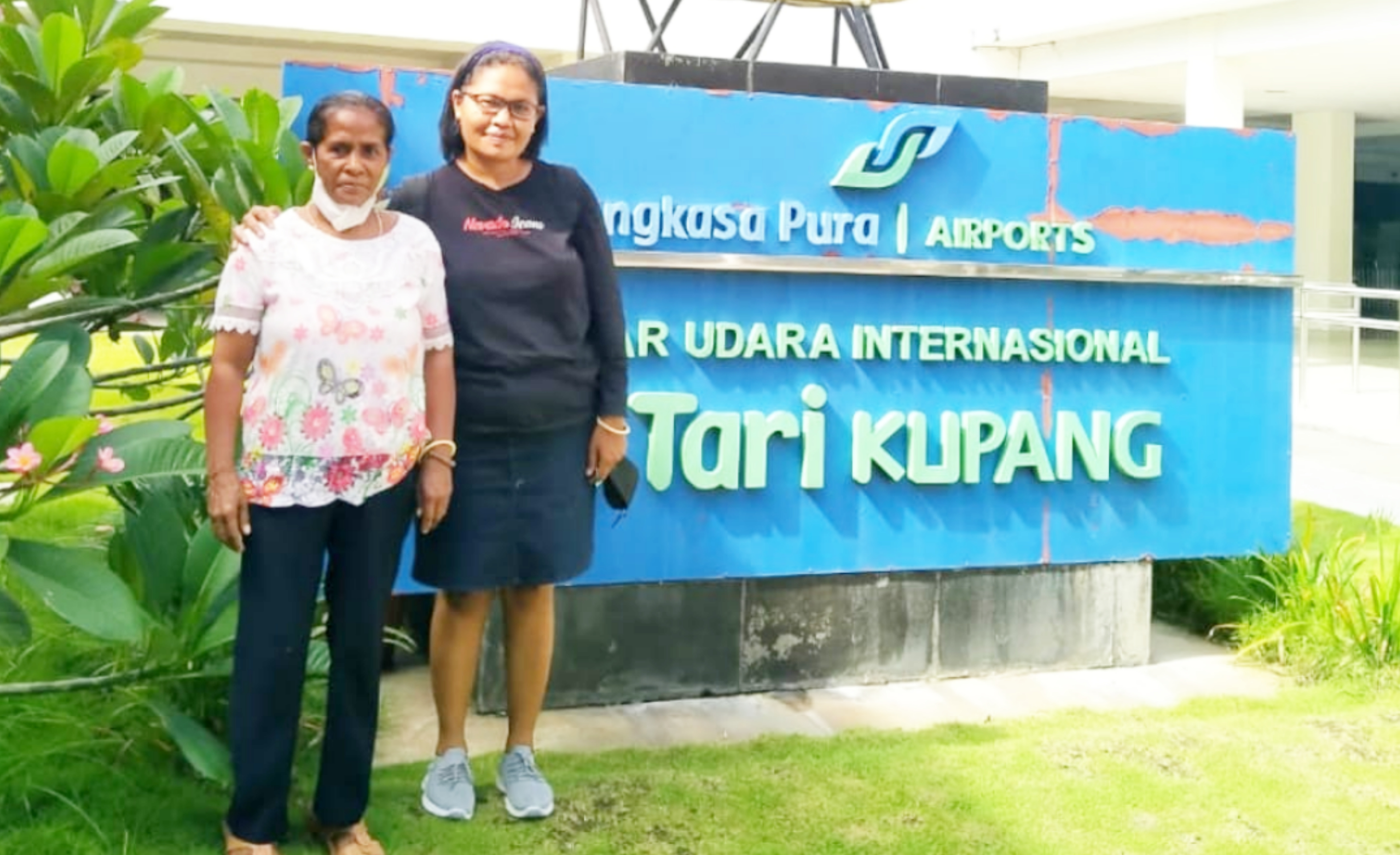 Pengabdian 36 Tahun Yovita dibidang Kesehatan Diganjar Penghargaan 