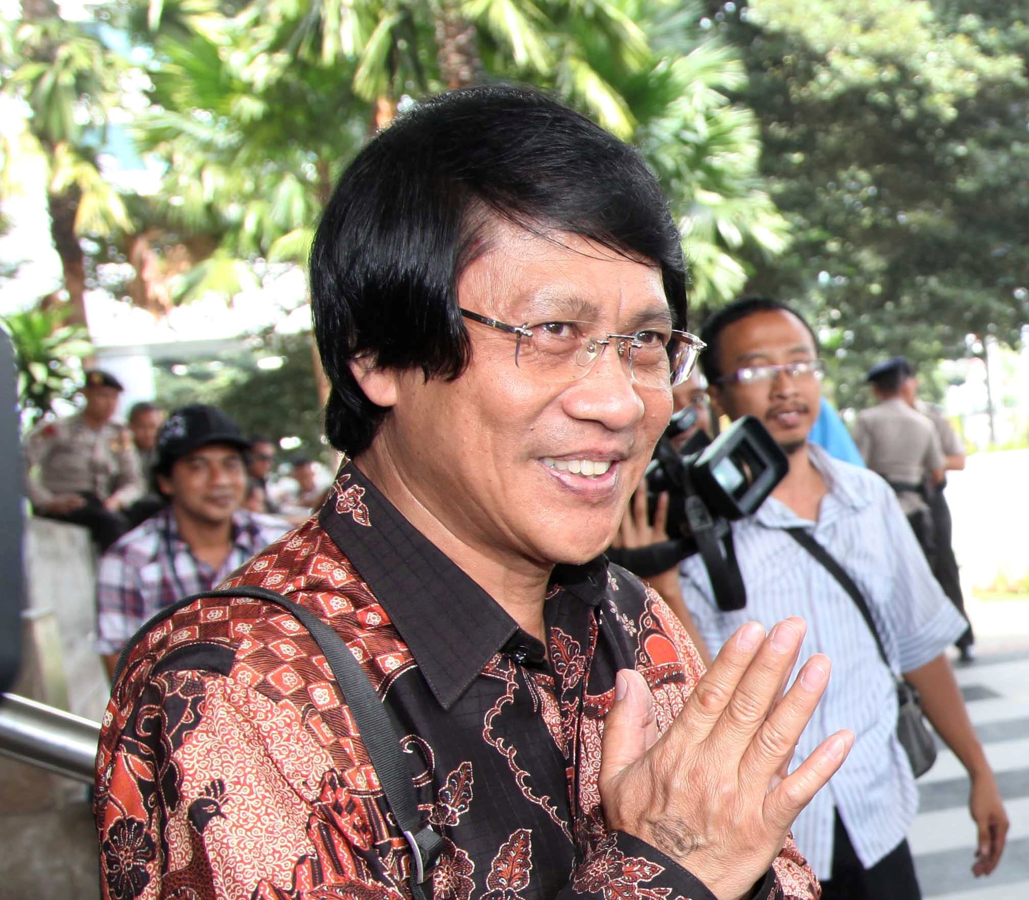 Prof. Dr. Seto Mulyadi S.Psi., M.Si  atau akrb disapa Kak Seto.