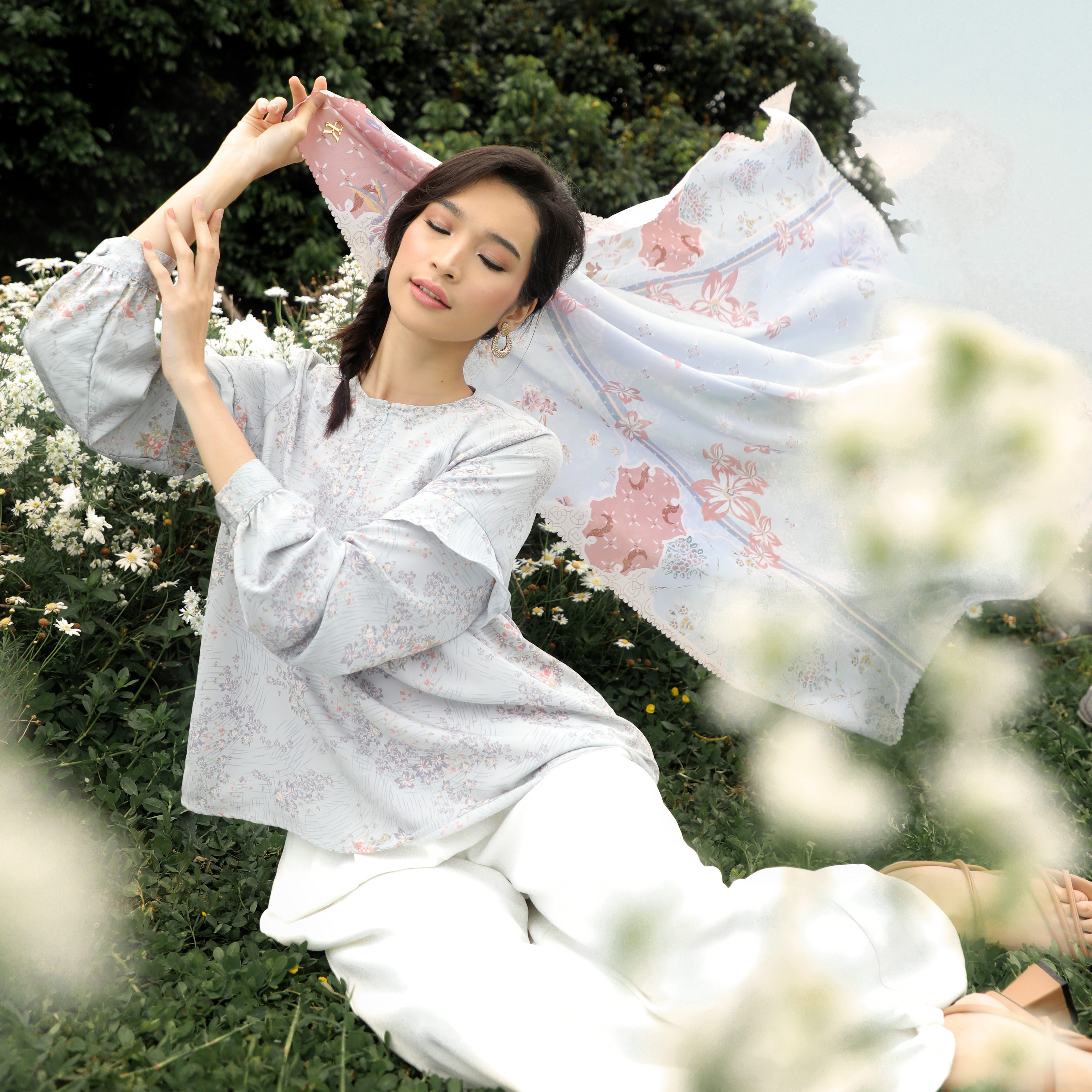  koleksi terbaru et cetera dan Puru Kambera bertema Forget me Not