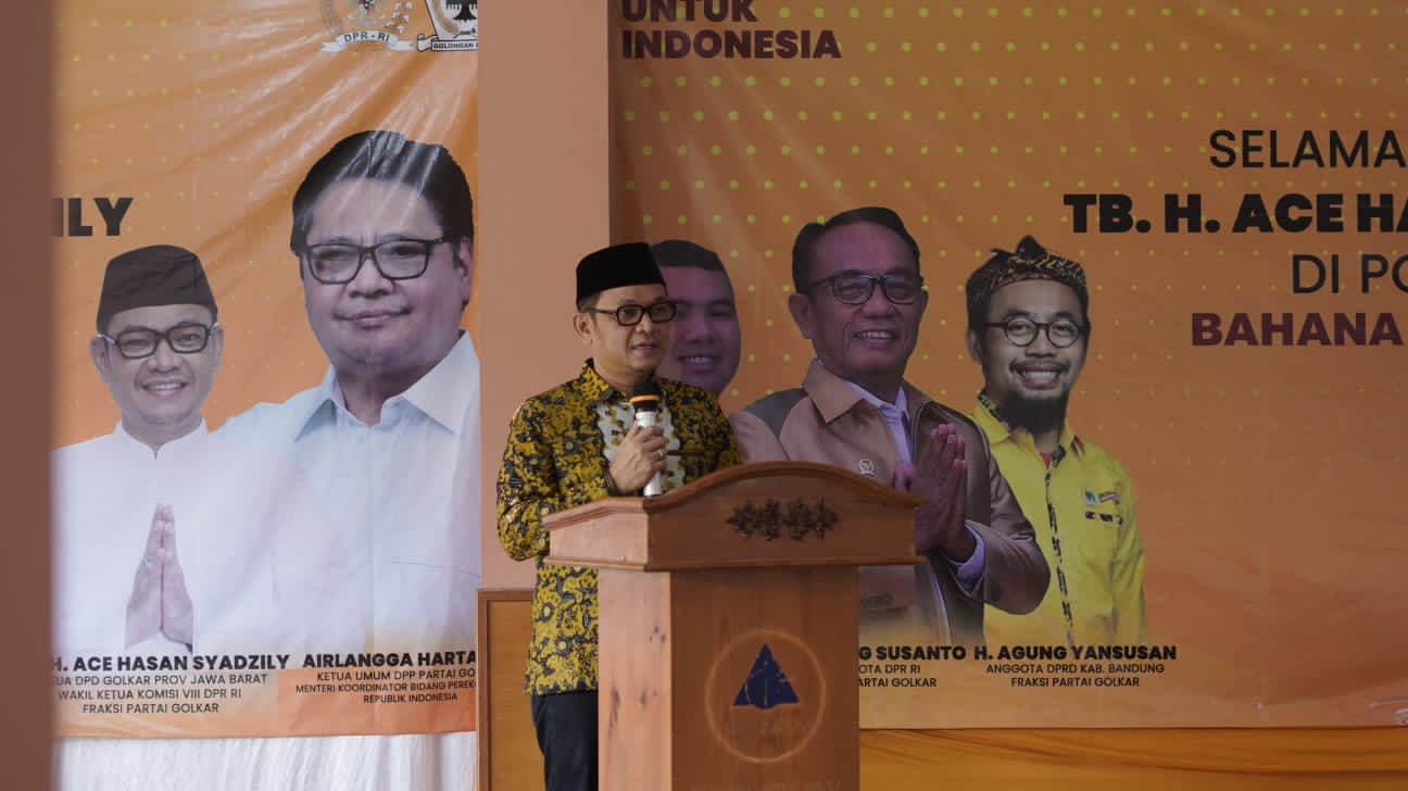 Ketua DPD Partai Golkar Jawa Barat, Tubagus Ace Hasan Syadzily mengunjungi Ponpes Bahana Cendikia di Kiangroke, Banjaran, Kabupaten Bandung