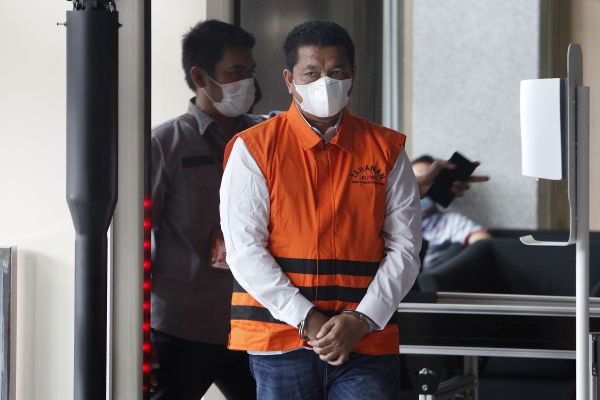 Iskandar Perangin Angin