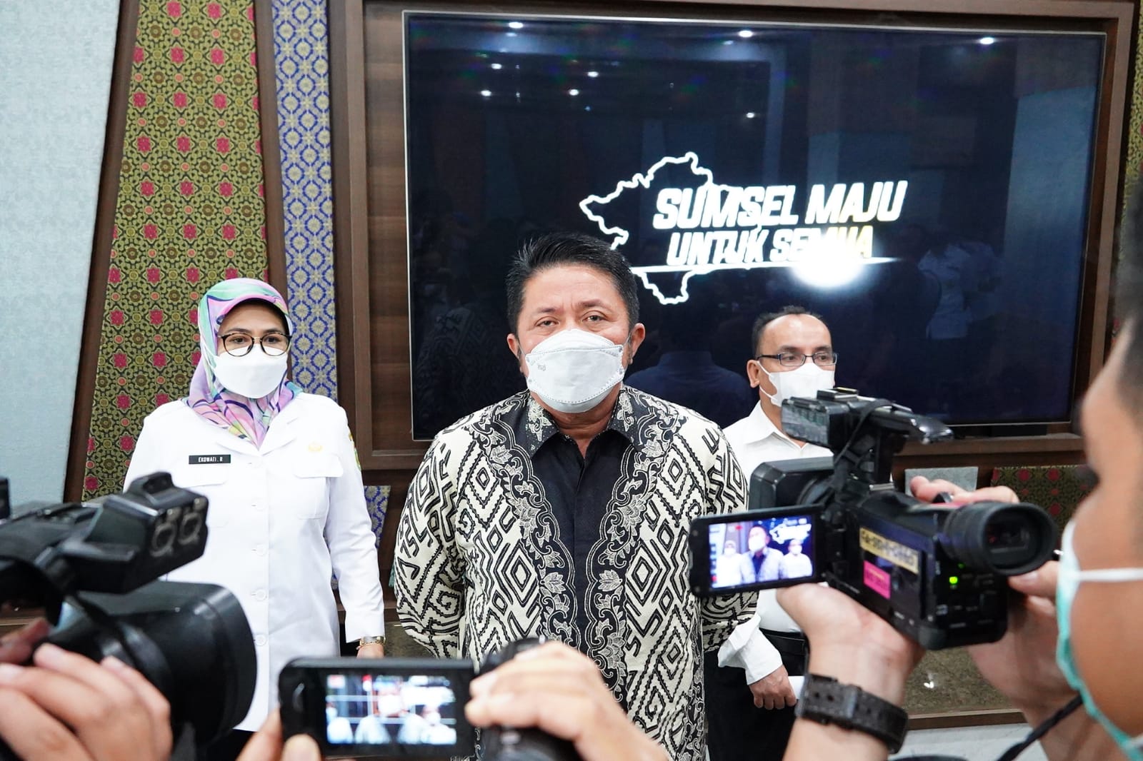 Gubernur Sumatra Selatan Herman Deru 