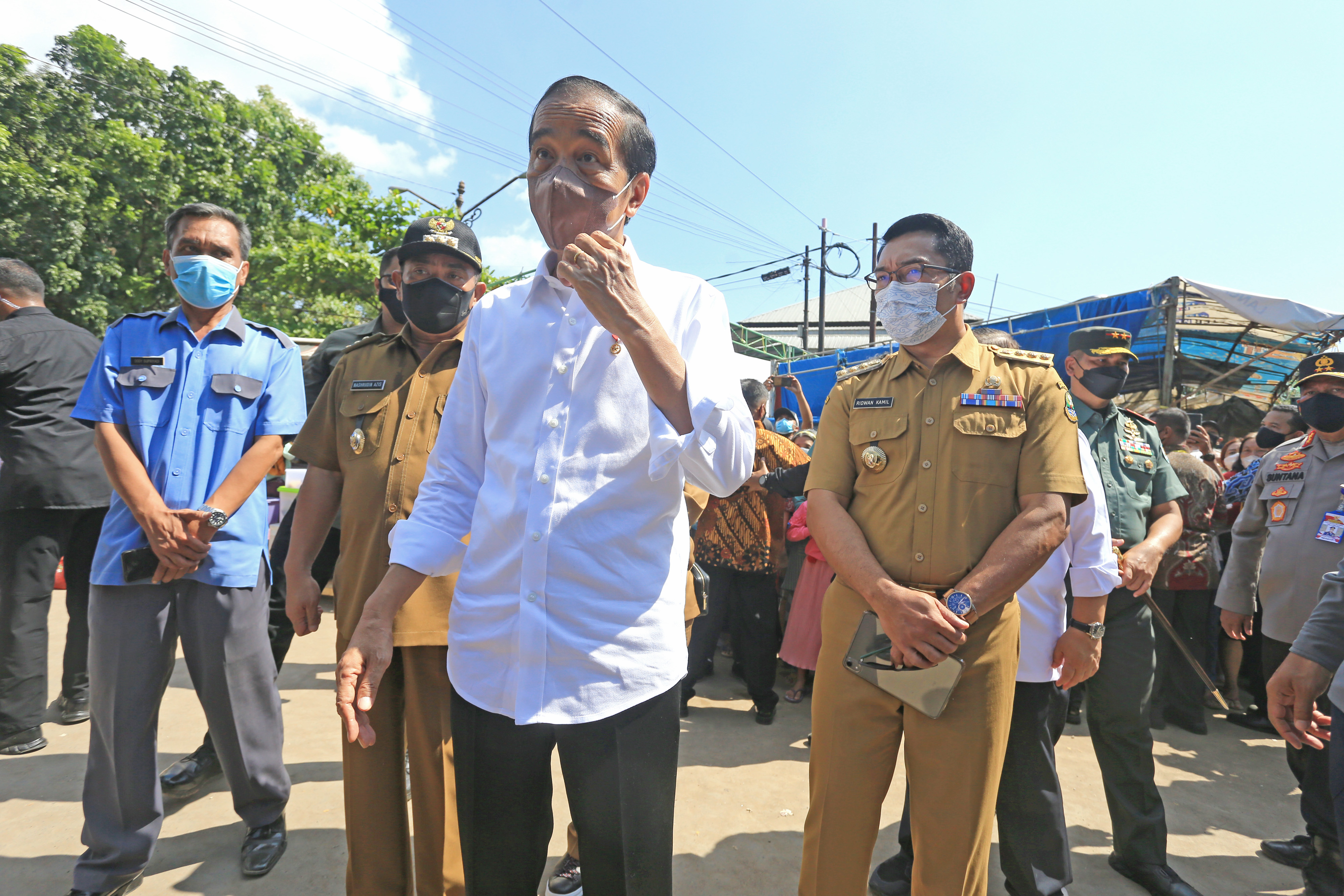 Presiden Tinjau Program Padat Karya di Cirebon