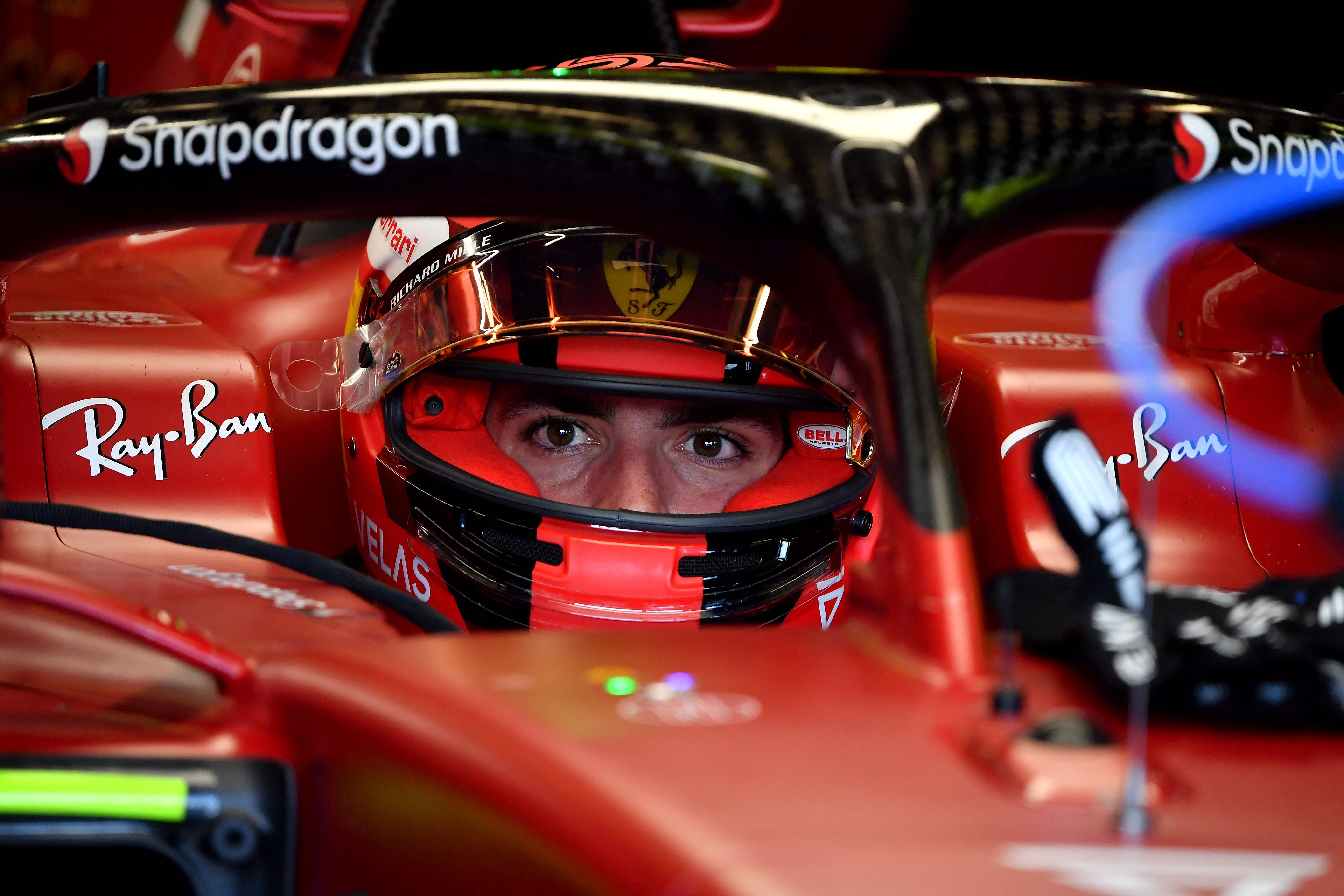 Pembalap tim Ferrari, Carlos Sainz, saat berlaga di GP Australia.