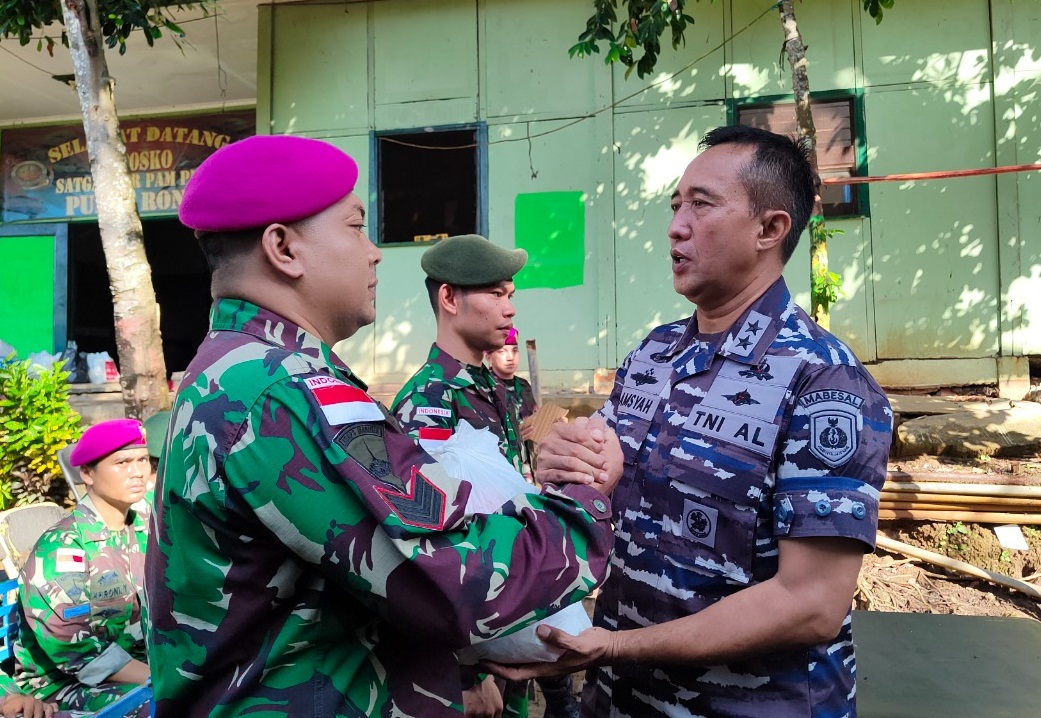 Asisten Potensi Maritim KSAL, Mayor Jenderal TNI (Mar) Nur Alamsyah (kanan). 