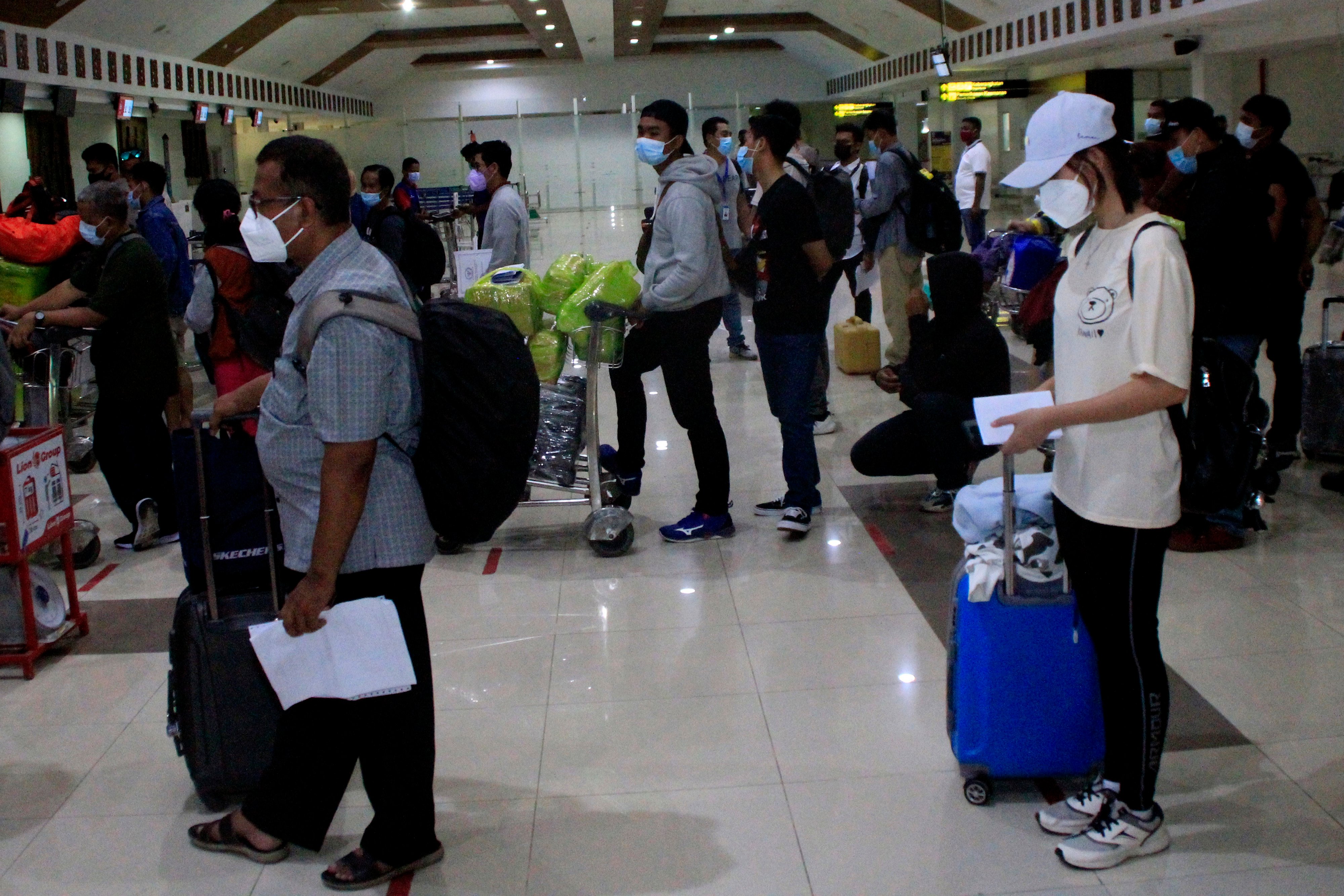 Penumpang di Bandara El Tari, Kupang, NTT kembali meningkat setelah syarat perjalanan dalam negeri dikendurkan.