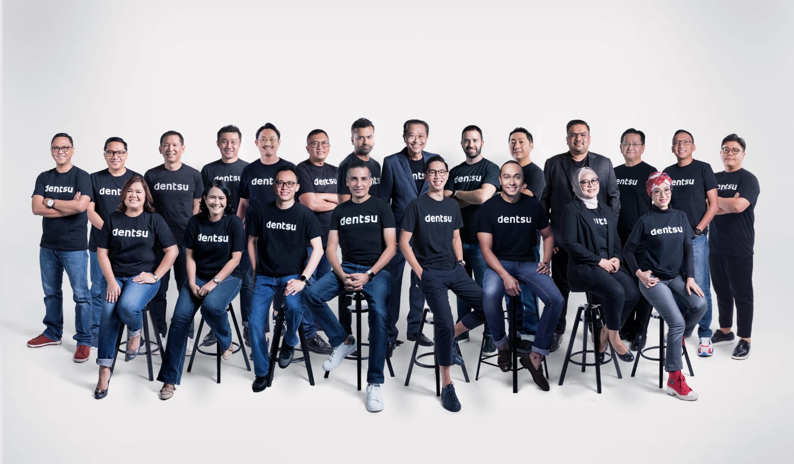 Jajaran Manajemen Dentsu Indonesia.