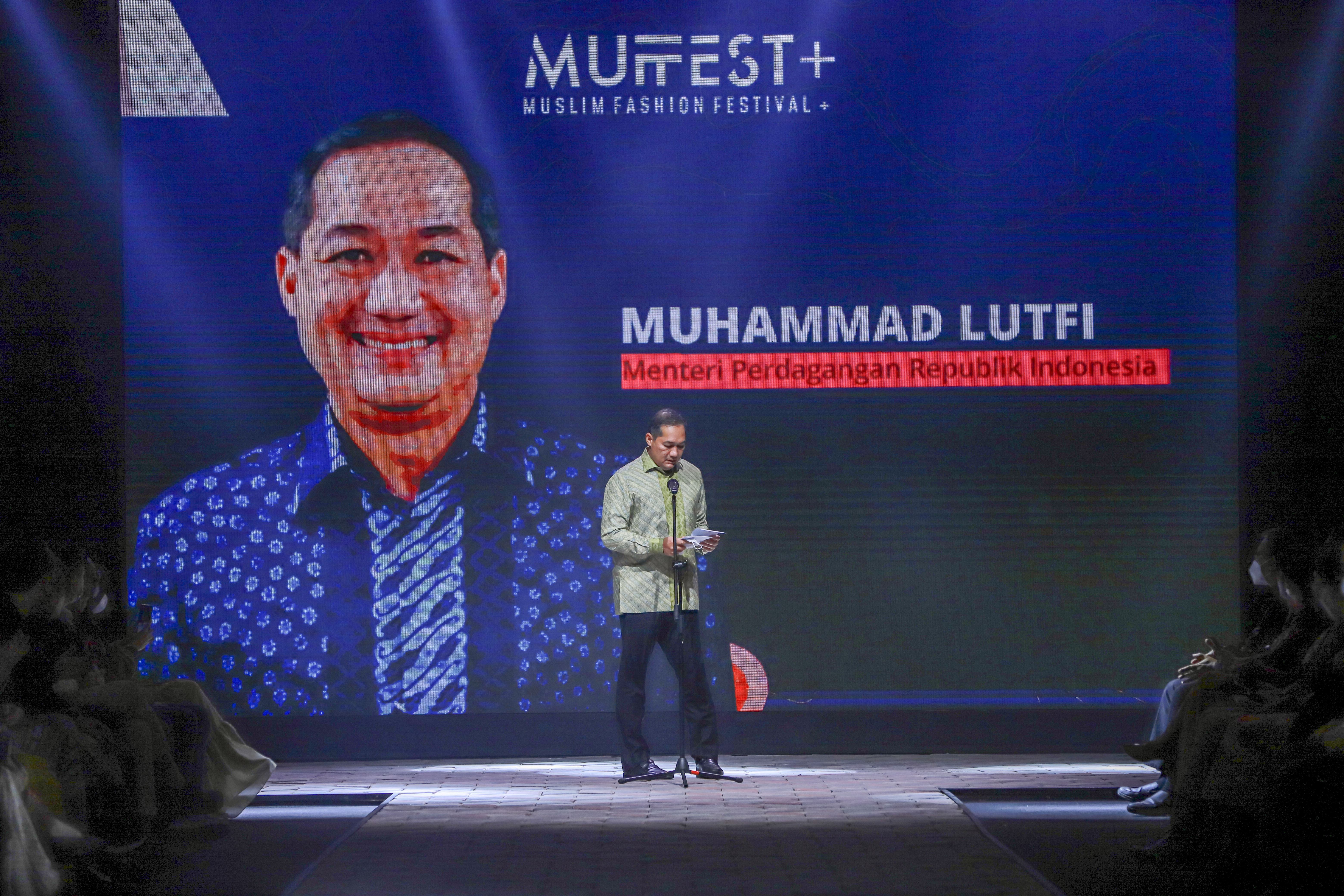 Mendag Muhammad Lutfi berkesempatan menutup ajang tahunan MUFFEST+ yang diselenggarakan Indonesia Fashion Chamber (IFC).