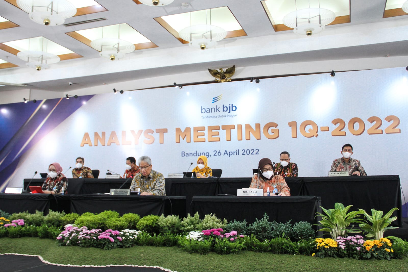 Direksi Bank BJB mengumumkan capaian kinerja pada triwulan I 2022