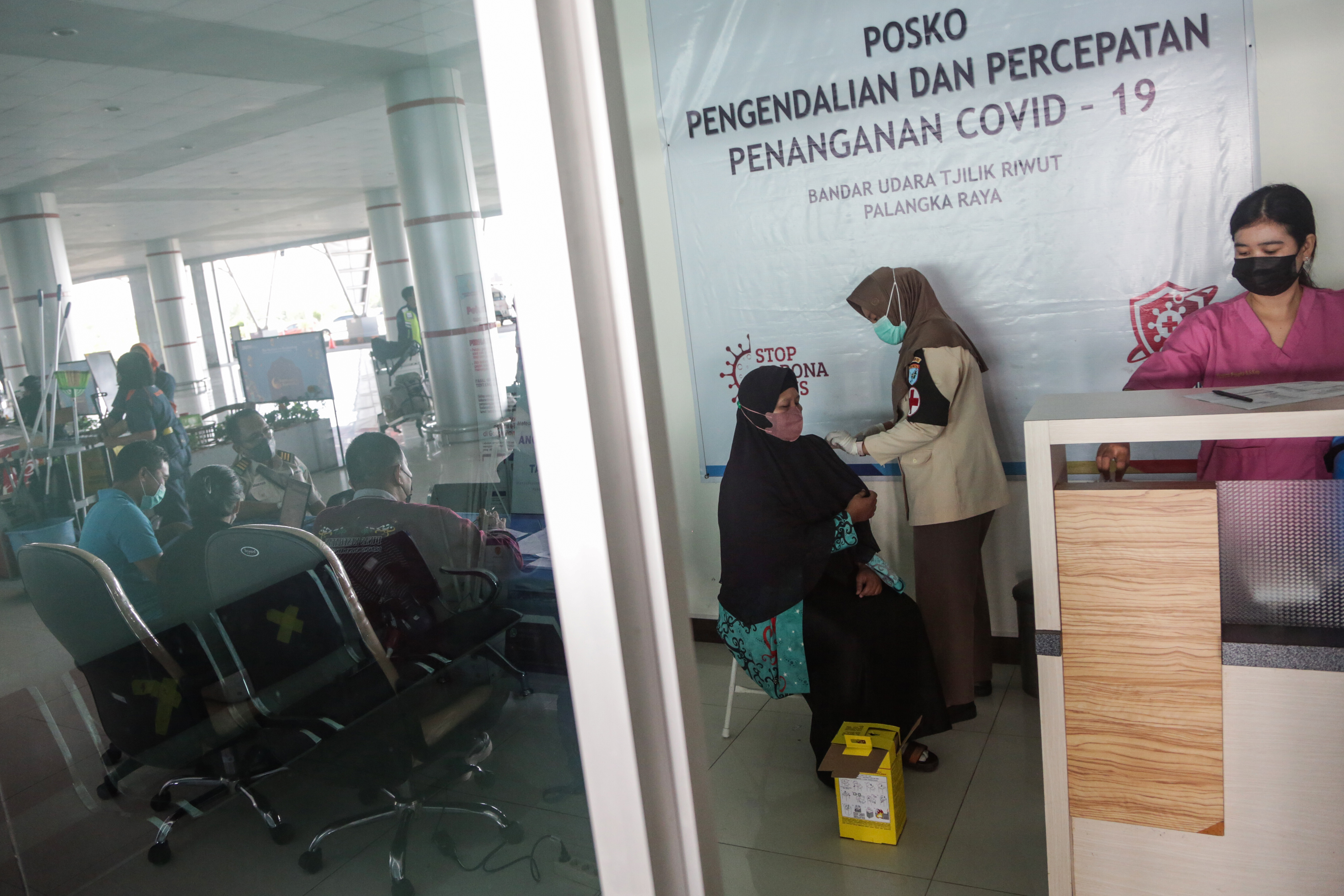 AstraZeneca dan mRNA Beri Perlindungan Setara terhadap Kejadian Covid-19 Serius