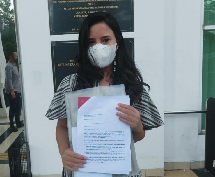 Hana Pratiwi SH mendaftarkan gugatan terhadap Otto Hasibuan ke Pengadilan Negeri (PN) Jakarta Barat 