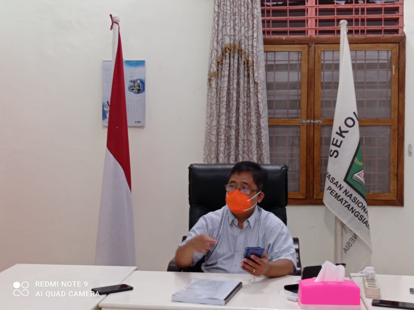 Notaris dan Pejabat Pembuat Akte Tanah (PPAT) Henry Sinaga