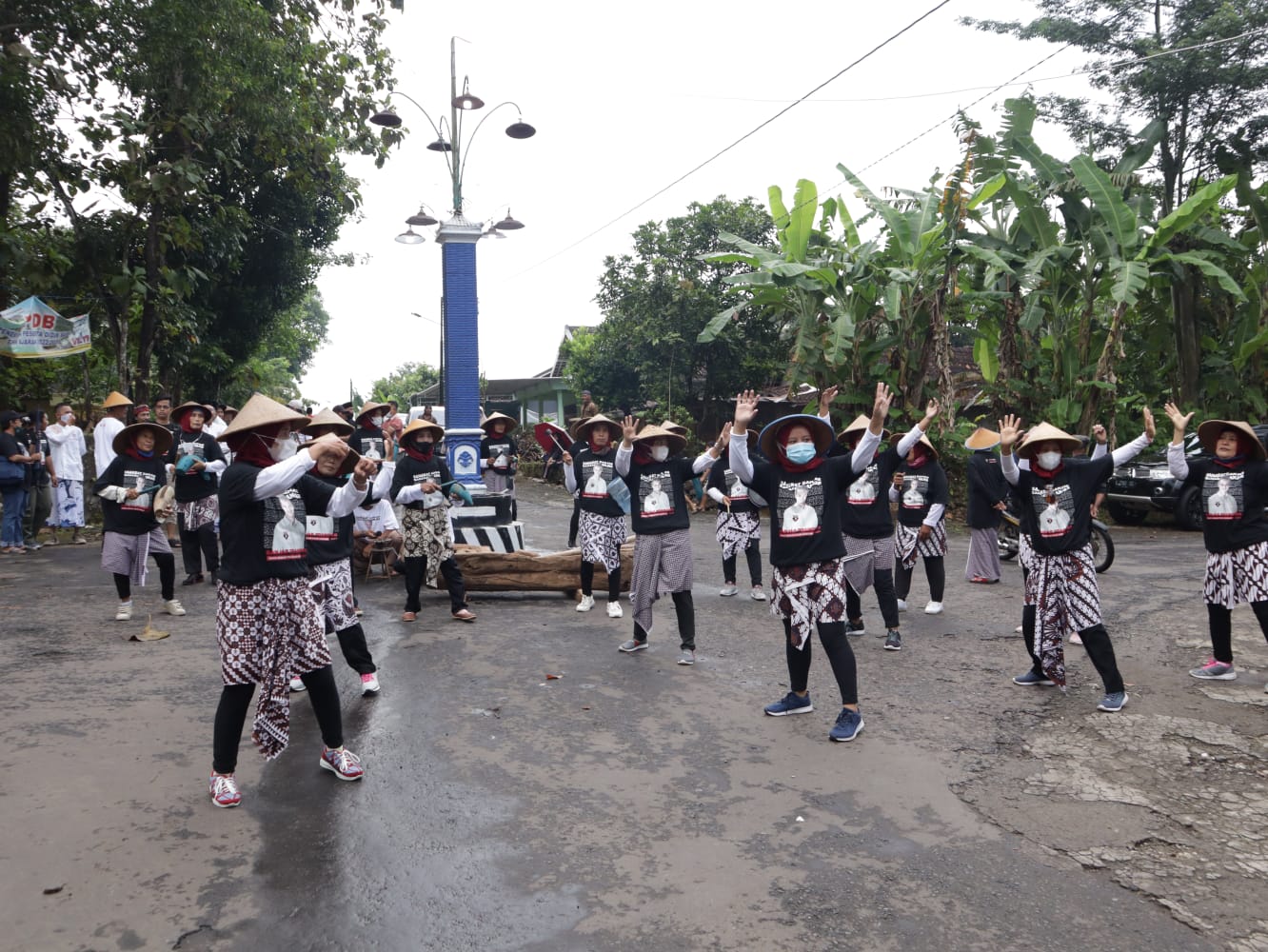 Lesung Bumi, Dukungan Petani dan Penganyam untuk Ganjar