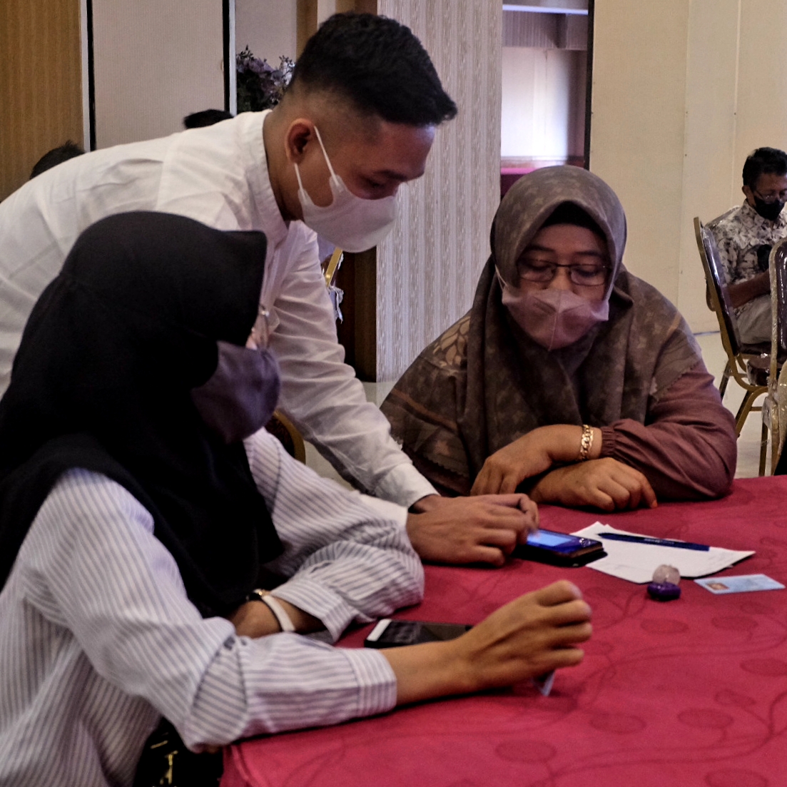 Sejumlah pelaku UMKM di Solo Raya belajar berinvestasi melalui saham