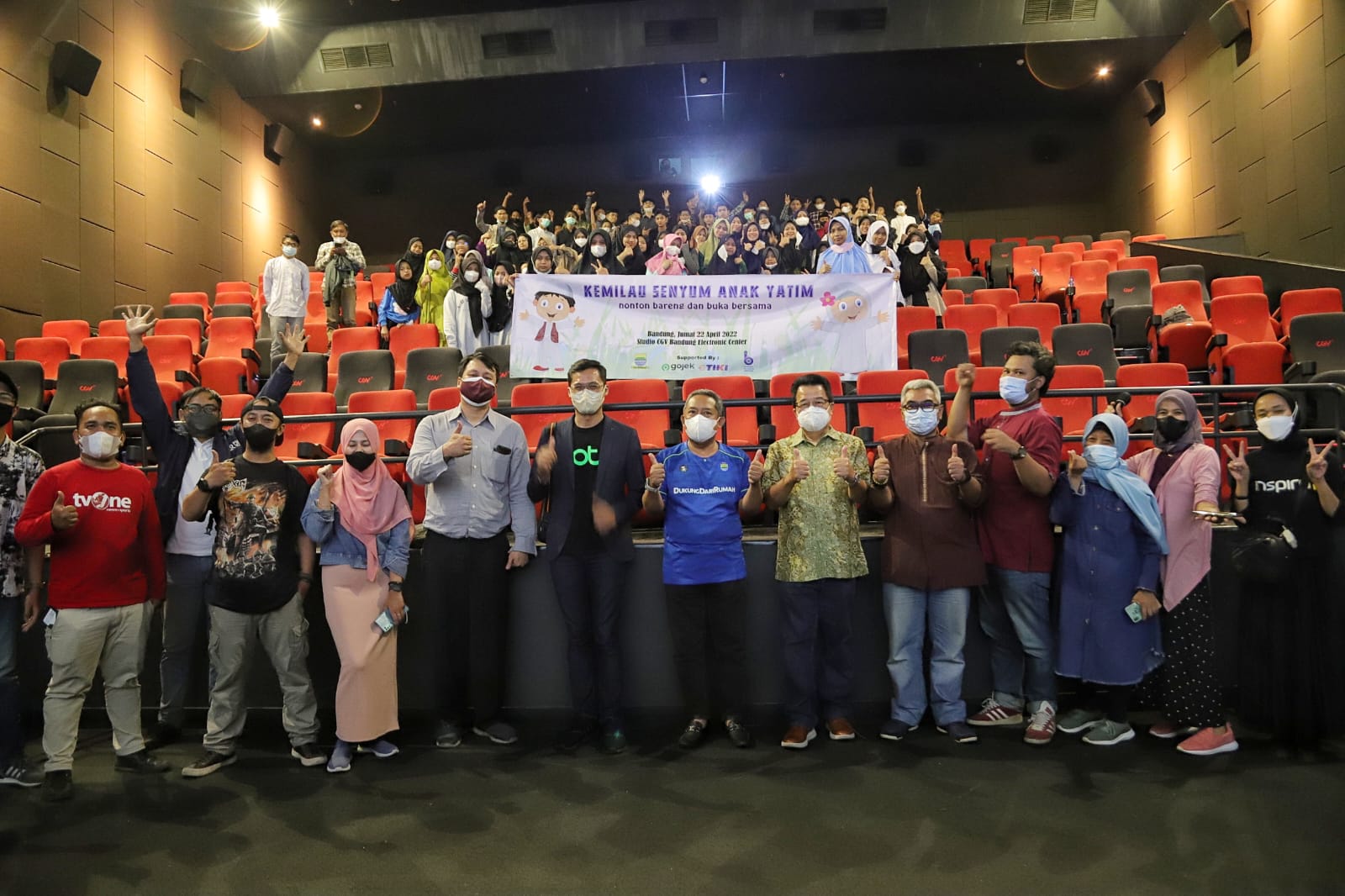 Pewarta Balaikota Bandung berbuka puasa bersama anak yatim