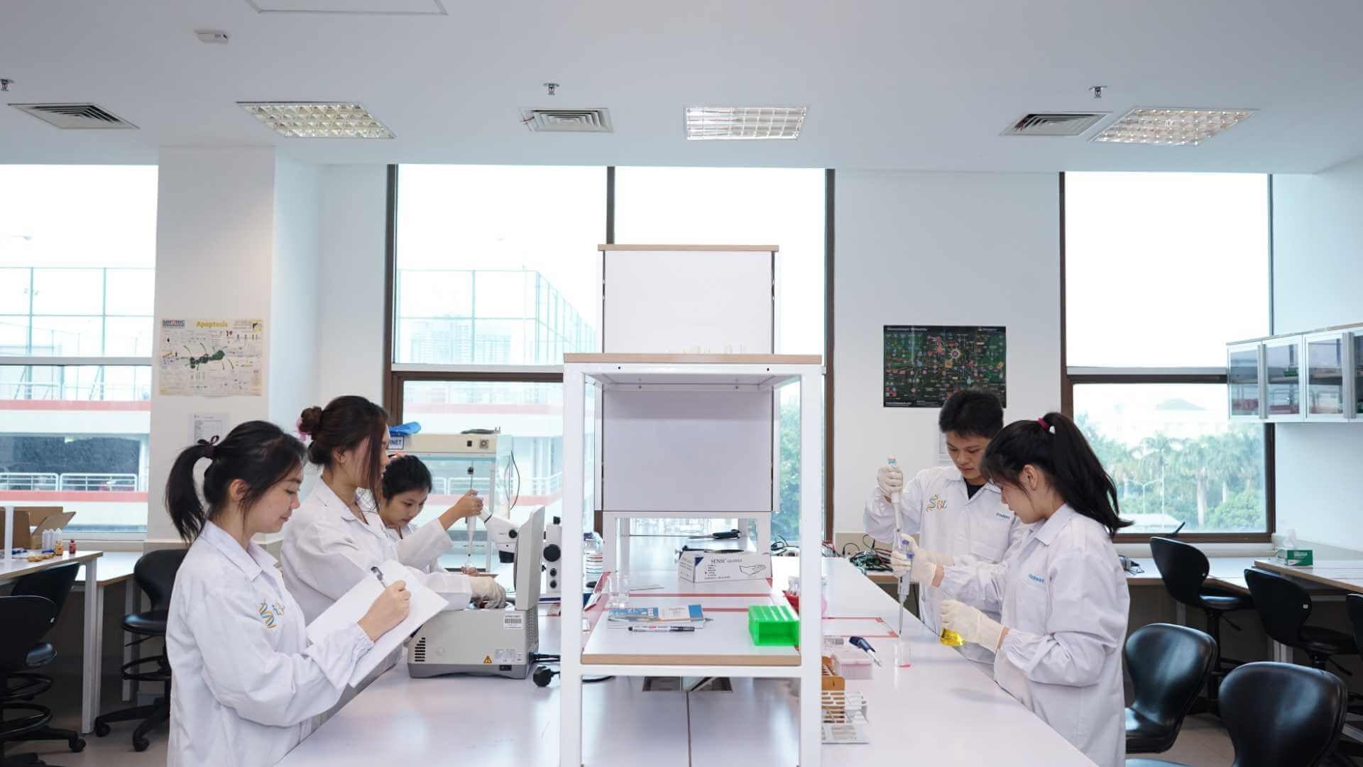 fasilitas laboratorium berstandar internasional yang dimiliki i3L