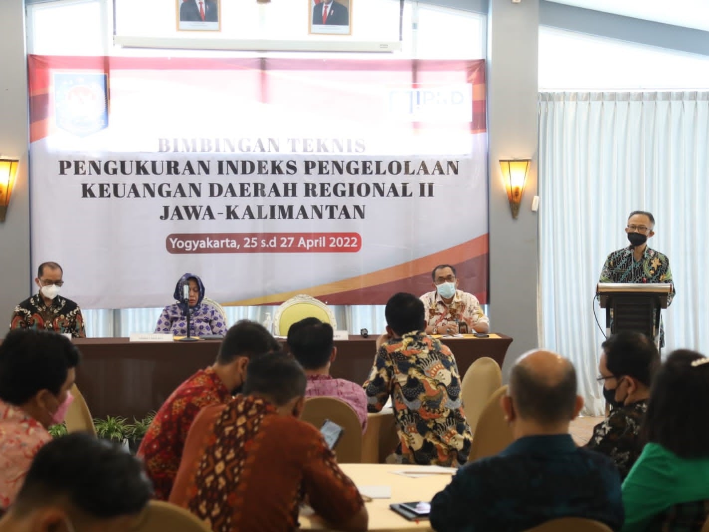 Bimtek Pengukuran Indeks Pengelolaan Keuangan Daerah untuk pemerintah provinsi se-Jawa dan Kalimantan, Selasa (26/4), di Yogyakarta. 