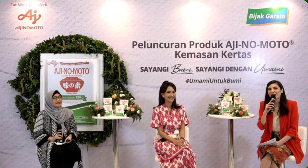 Konferensi pers peluncuran produk MSG Aji-No-Moto® yang menggunakan kemasan kertas (paper packaging).