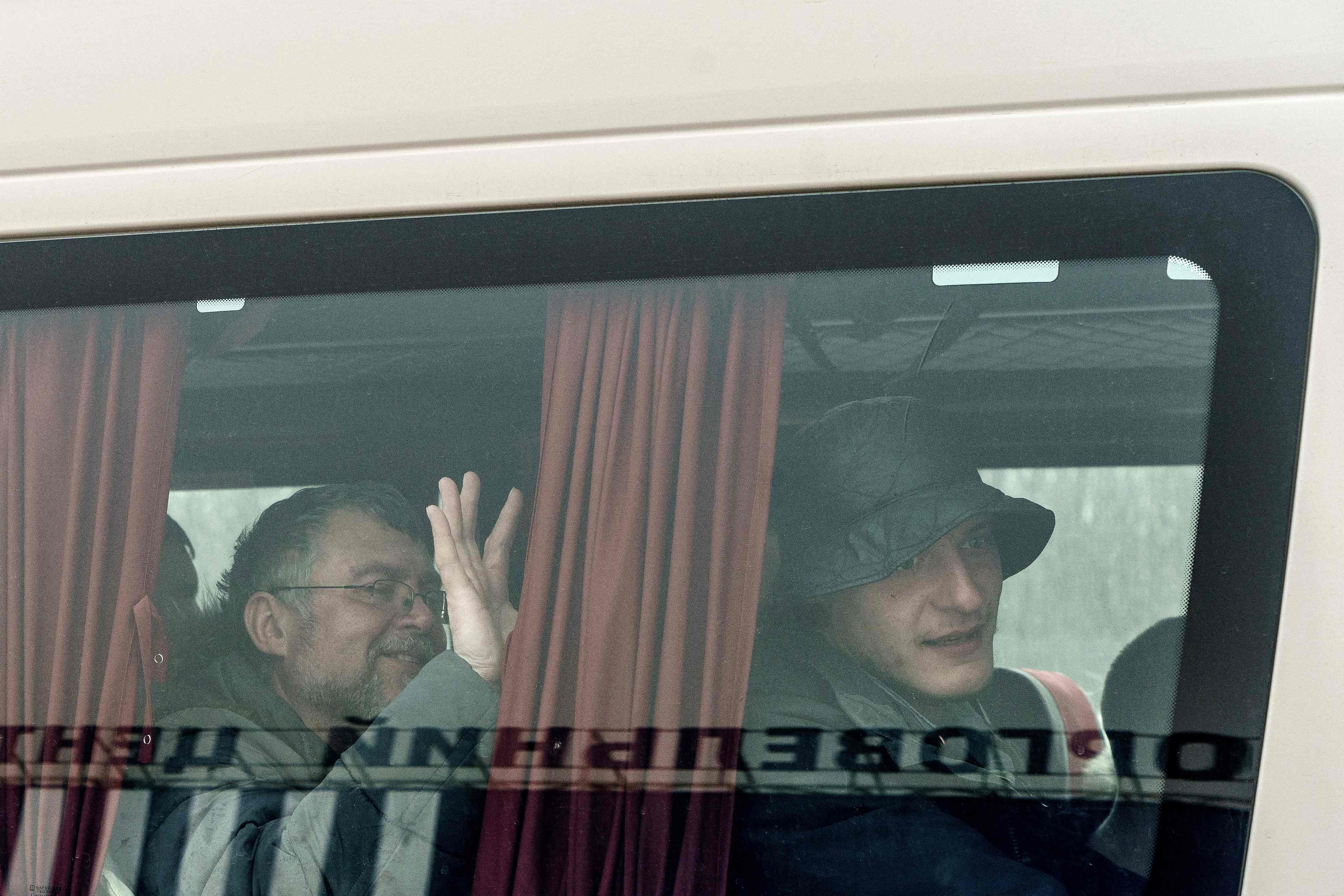 Evakuasi warga Ukraina dari Mariupol