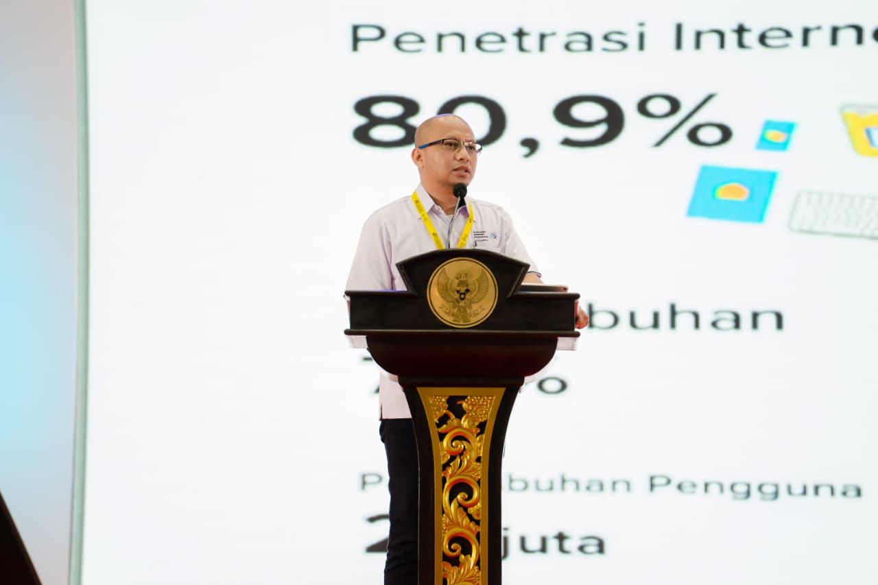 Chairman Yayasan Internet Indonesia Jamalul Izza.